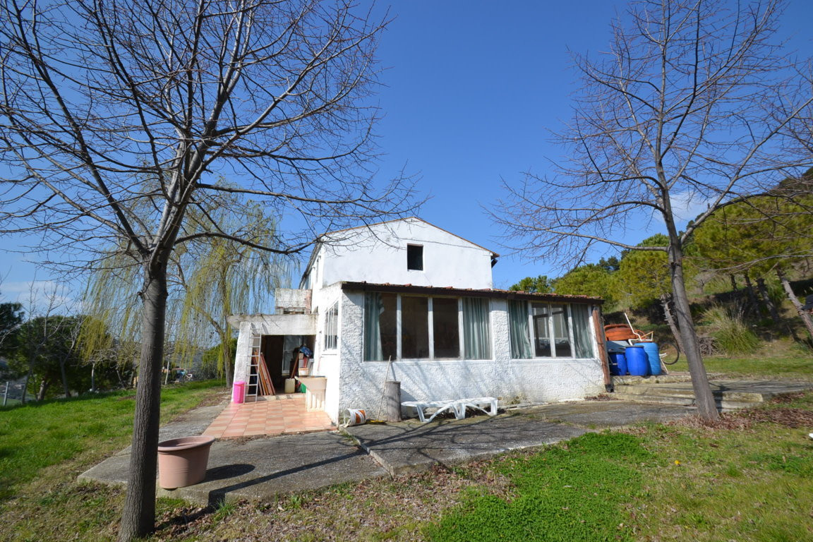 Casale / Rustico in vendita a San Benedetto del Tronto, RESIDENZIALE (sopra la Strada Statale)