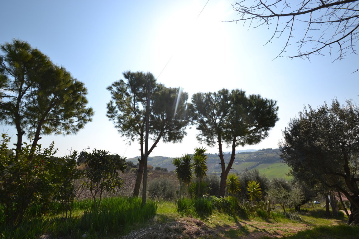 Casale / Rustico in vendita a San Benedetto del Tronto, RESIDENZIALE (sopra la Strada Statale)
