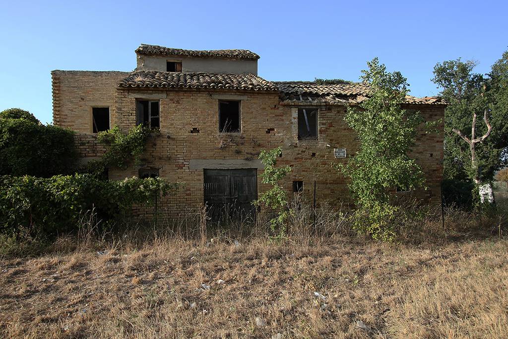 Casale / Rustico in vendita a Acquaviva Picena, RESIDENZIALE