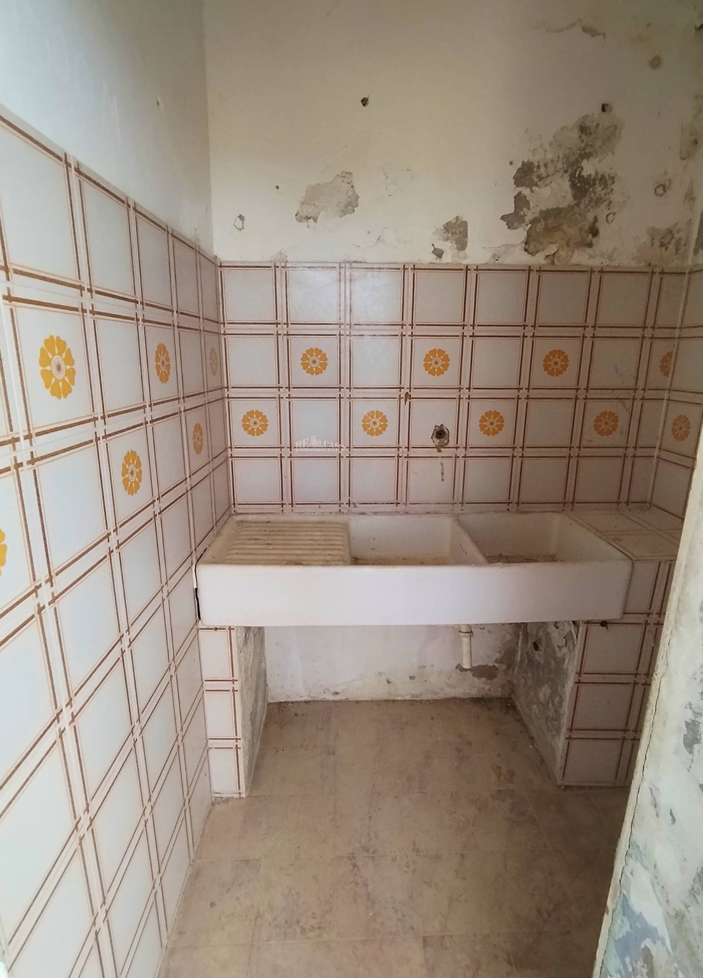 Casale / Rustico in vendita a Monteprandone, COLLINARE