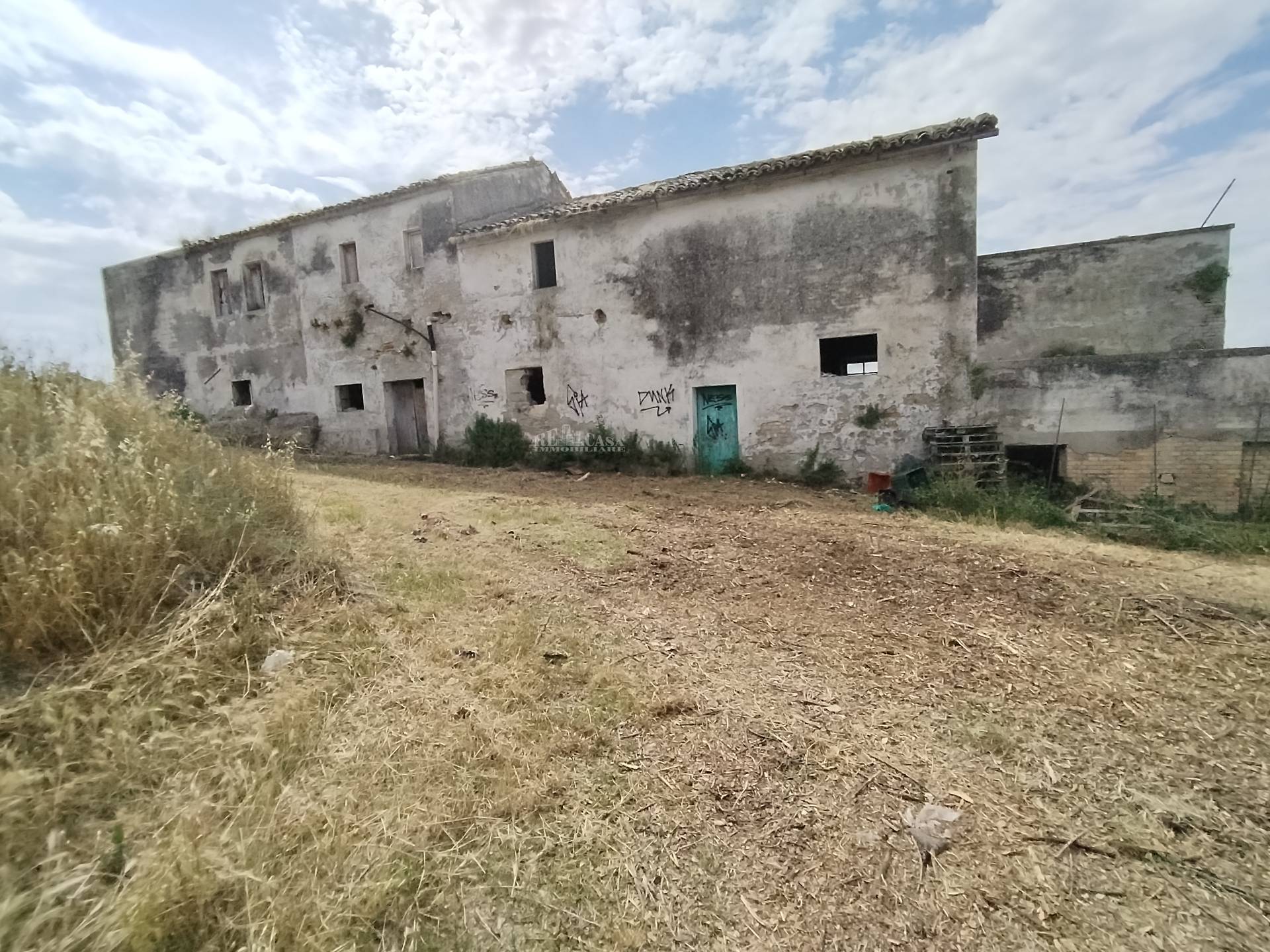 Casale / Rustico in vendita a Monteprandone, COLLINARE