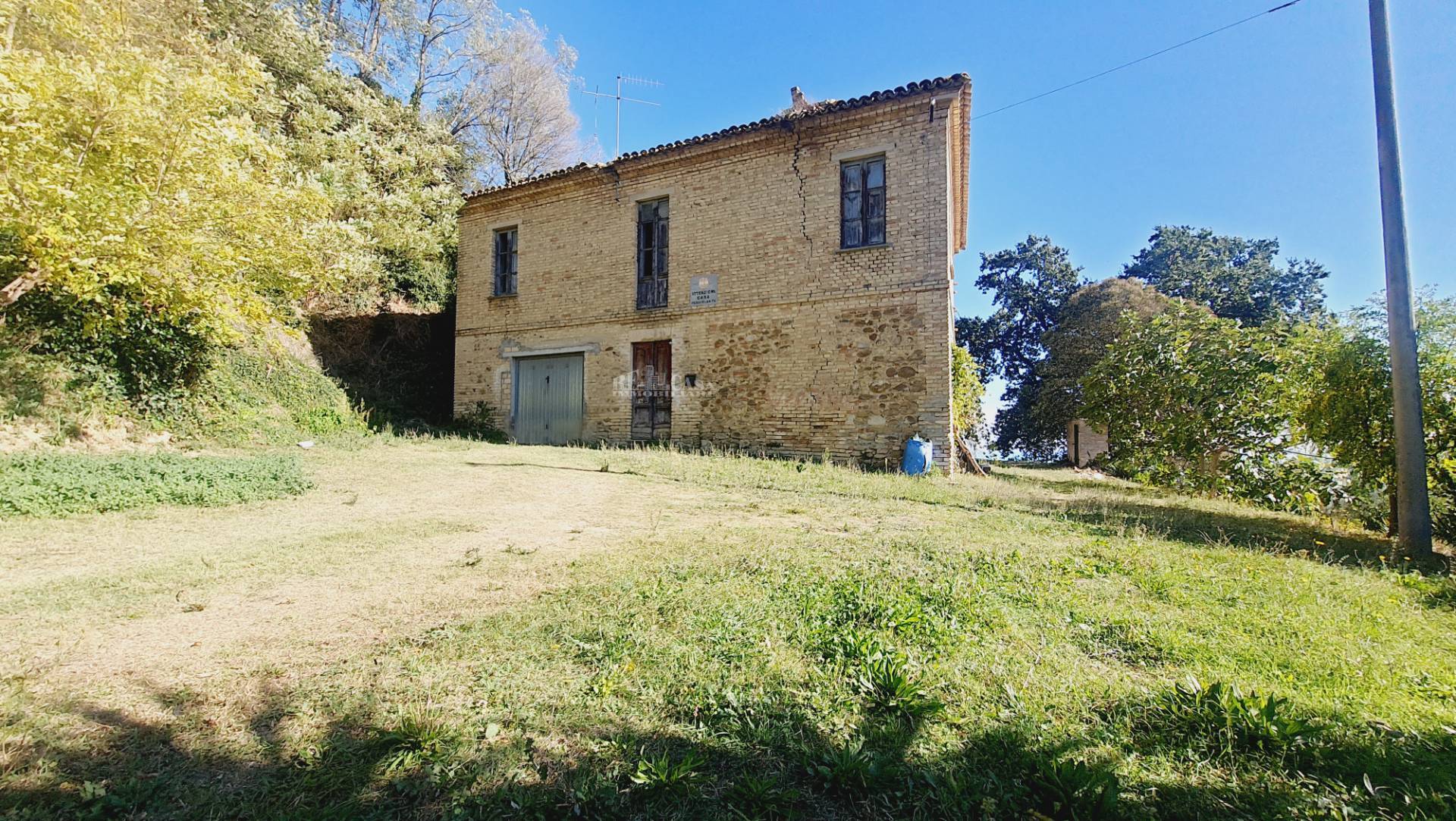 Casale / Rustico in vendita a Colonnella