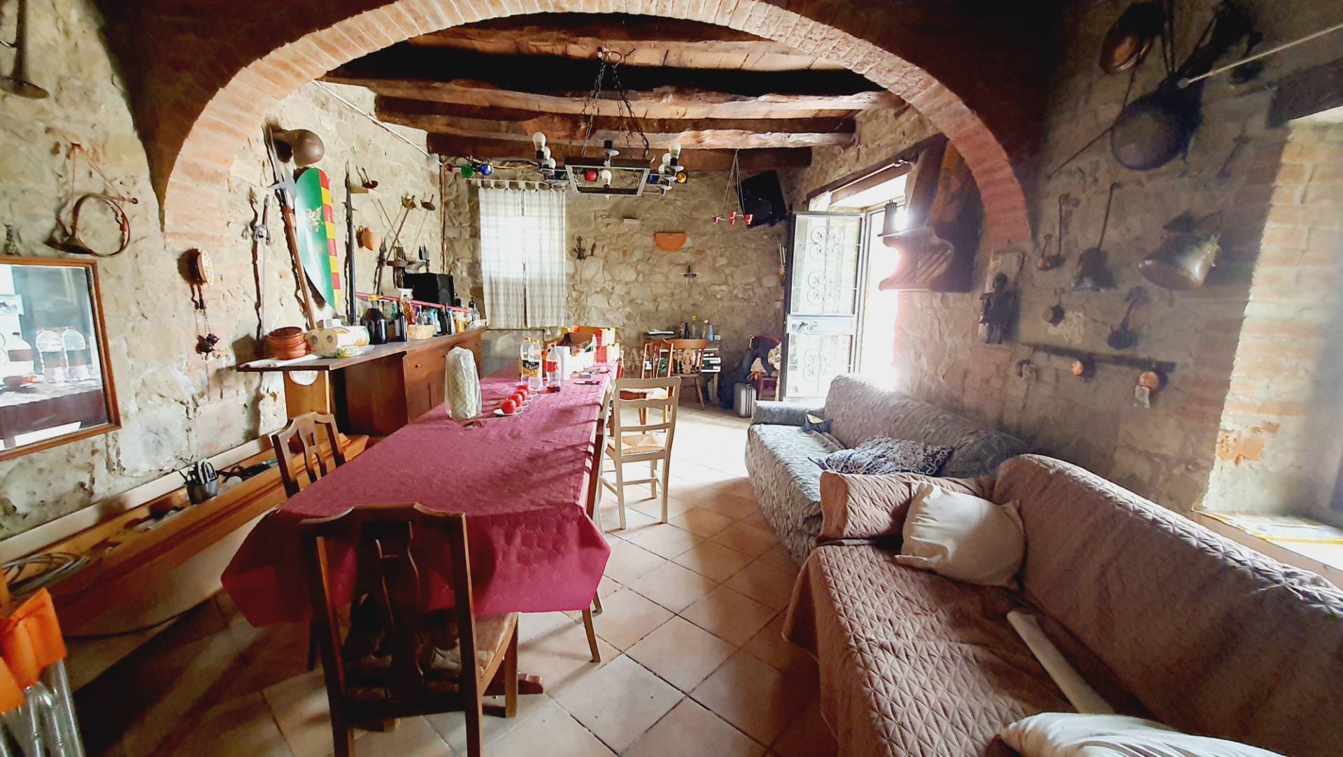 Casale / Rustico in vendita a Roccafluvione