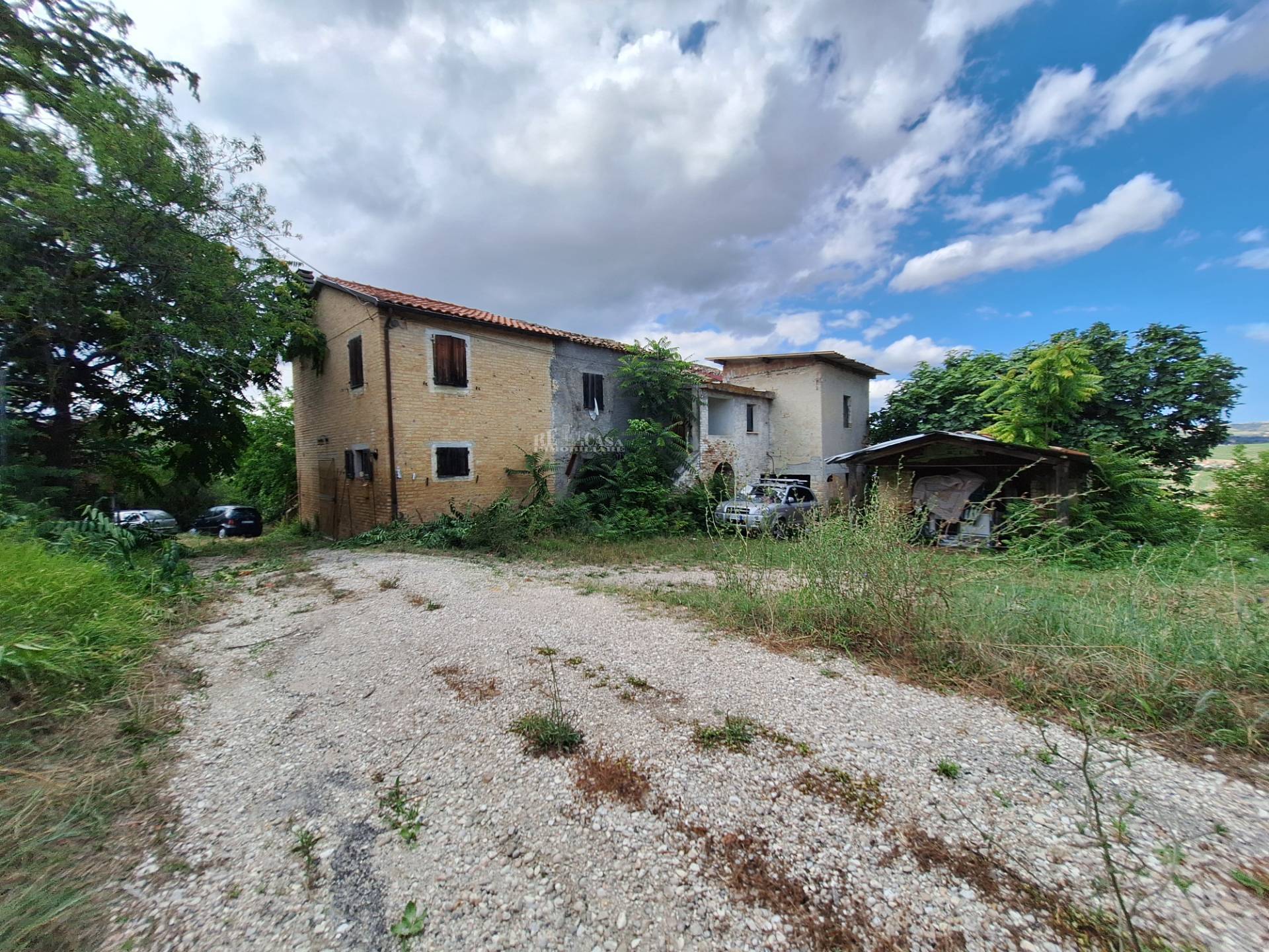 Casale / Rustico in vendita a Spinetoli, COLLINARE