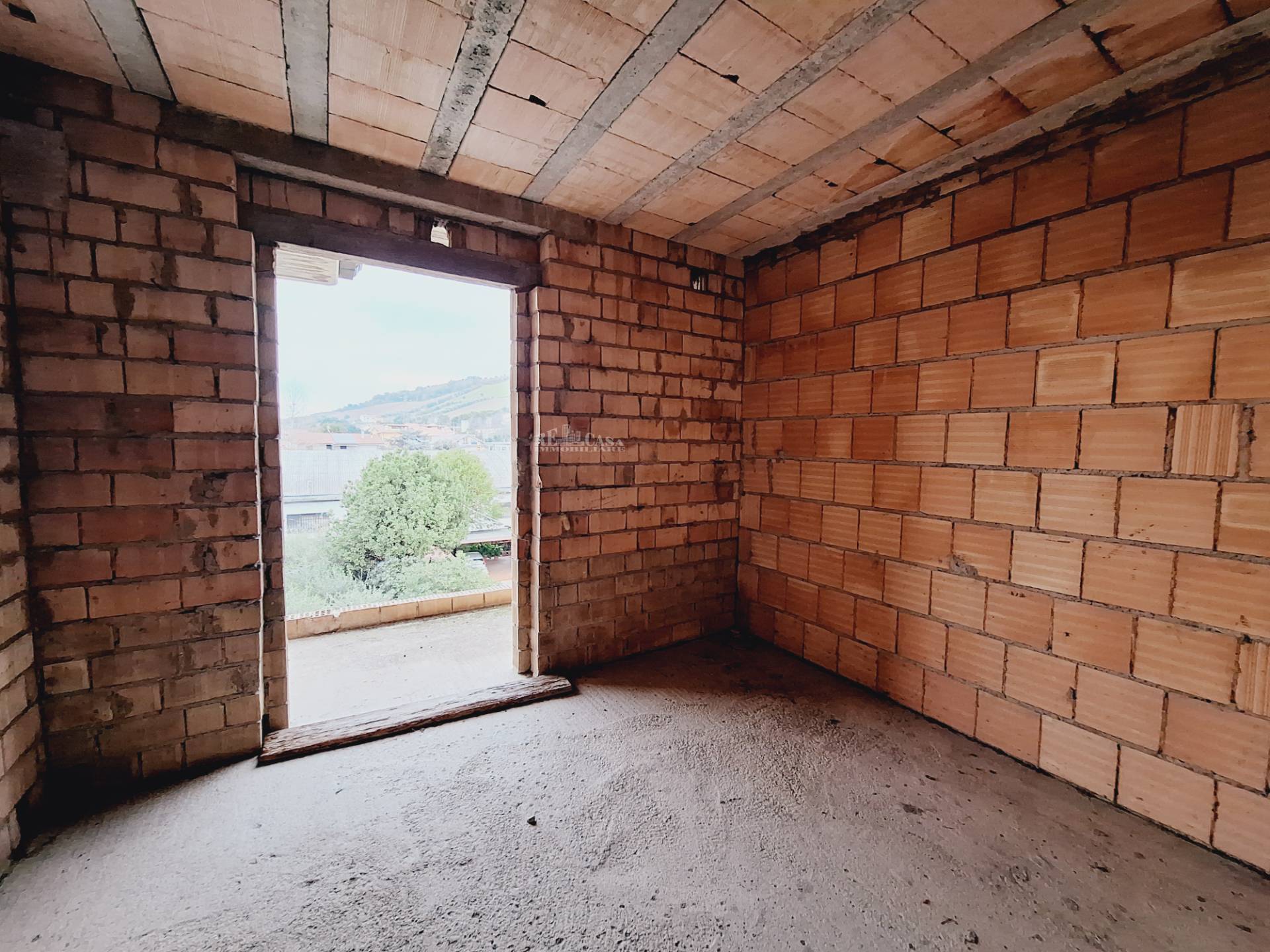 Appartamento in vendita a Colonnella, Centrale