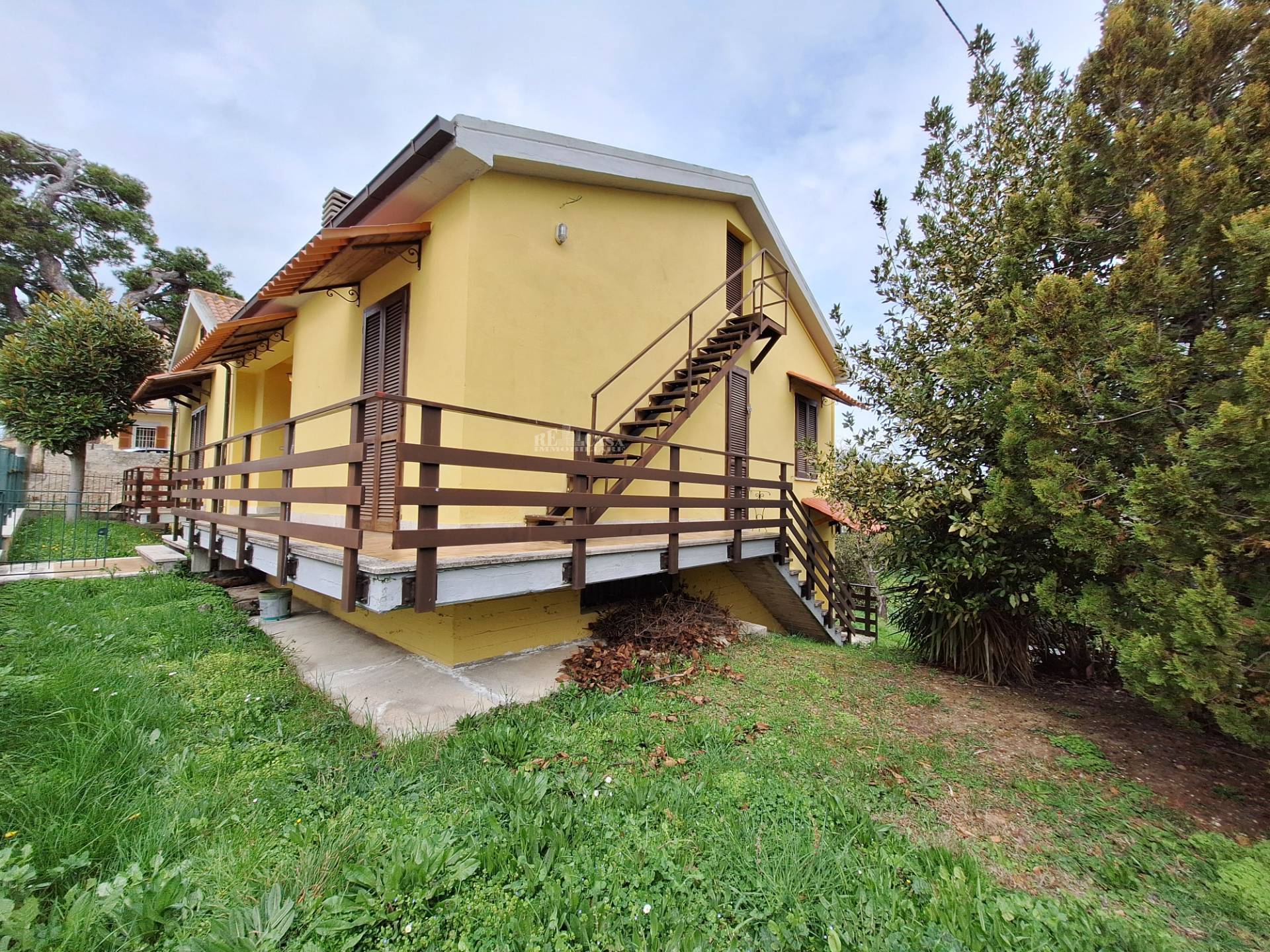 Casa in vendita a Castorano, COLLINARE