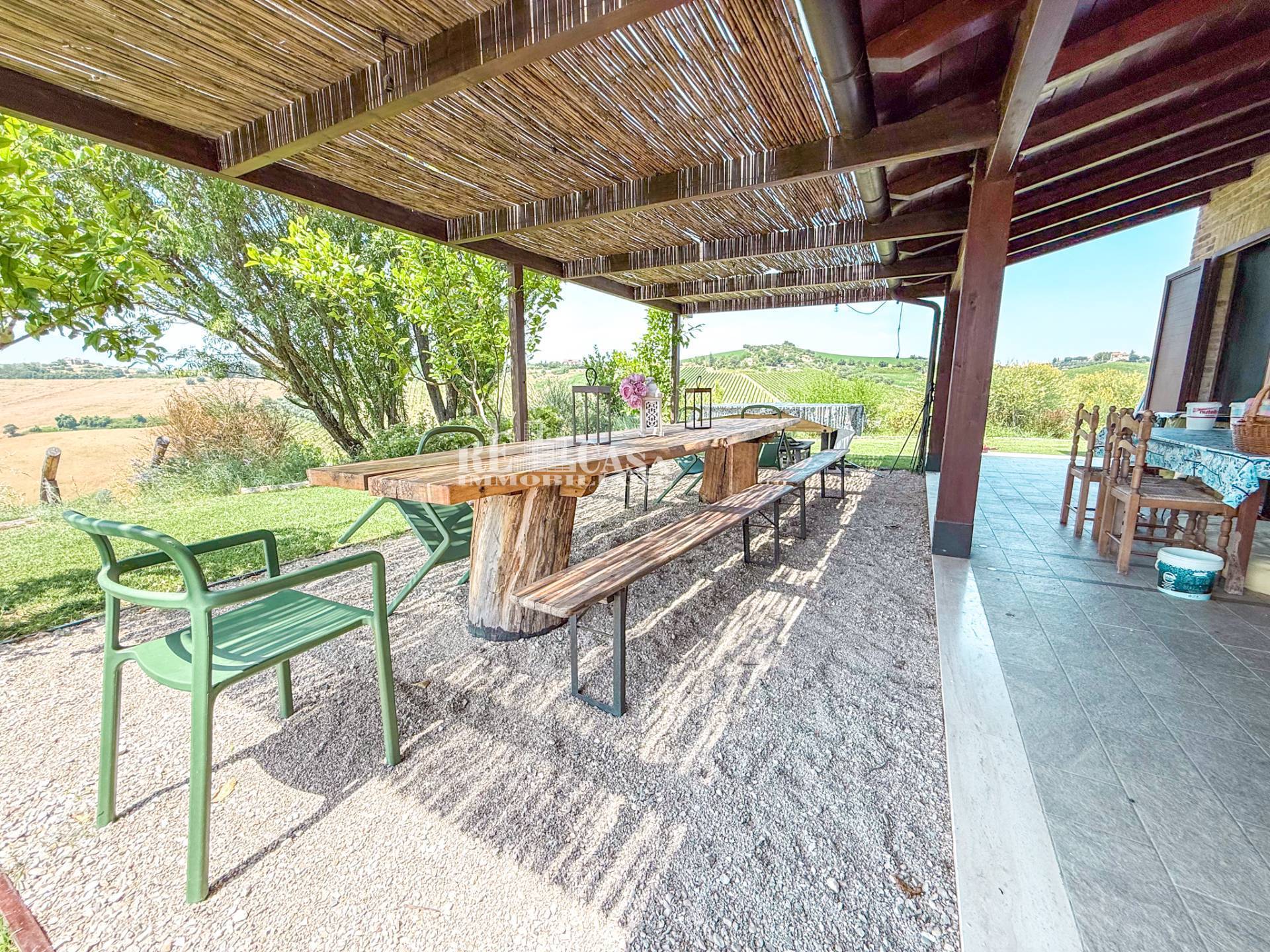 Villa in vendita a Monsampolo del Tronto, COLLINARE