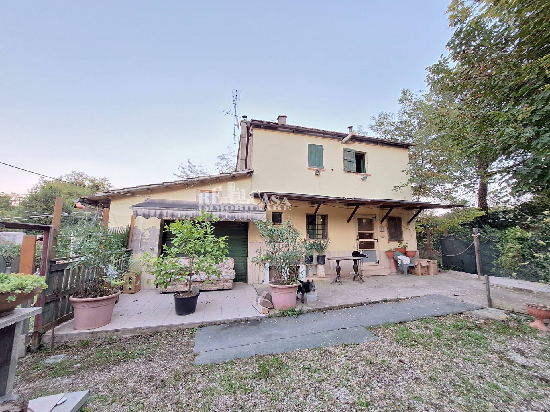 Casale / Rustico in vendita a Spinetoli, PAGLIARE DEL TRONTO