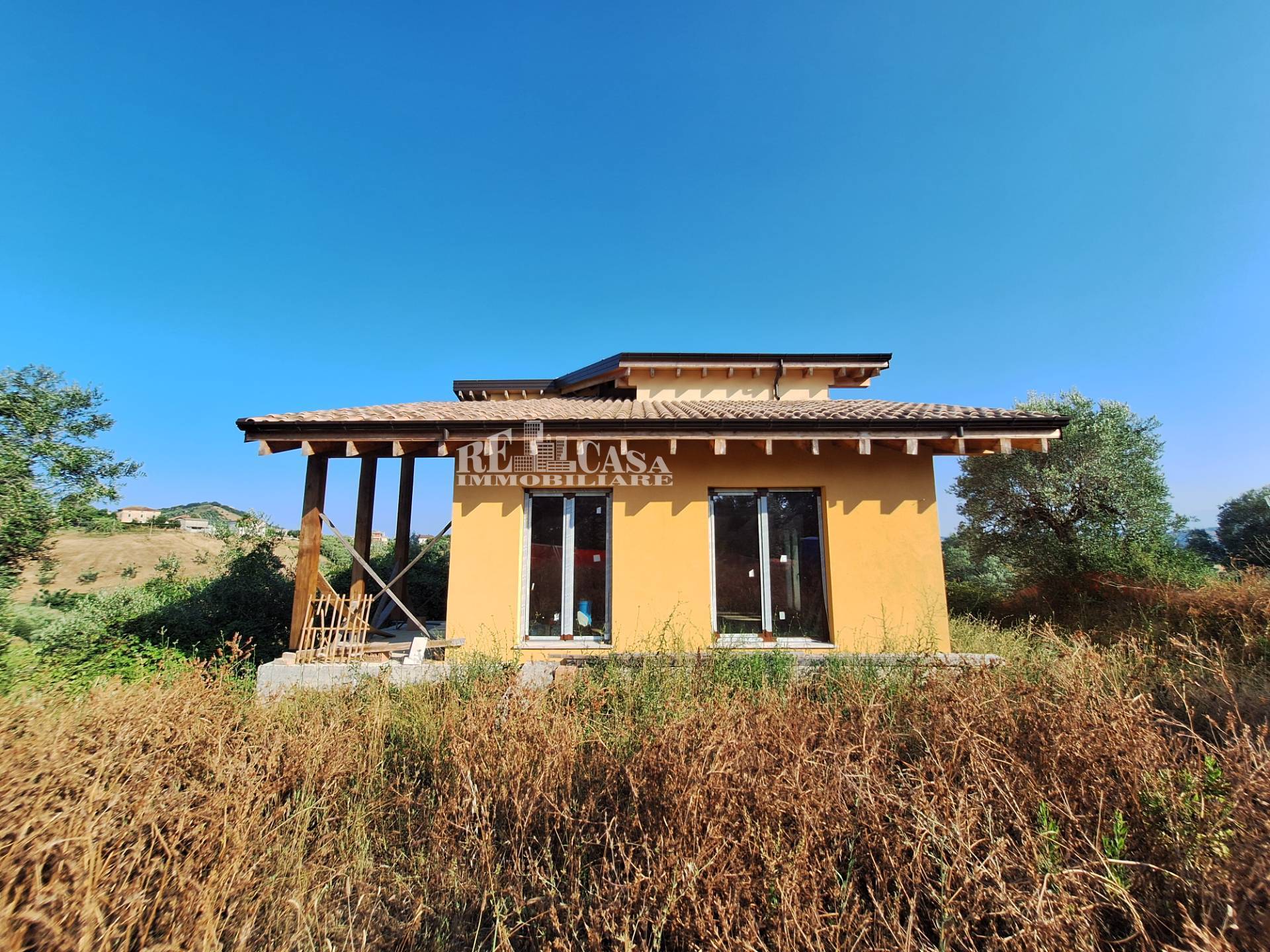 Villa in vendita a Tortoreto, Collinare