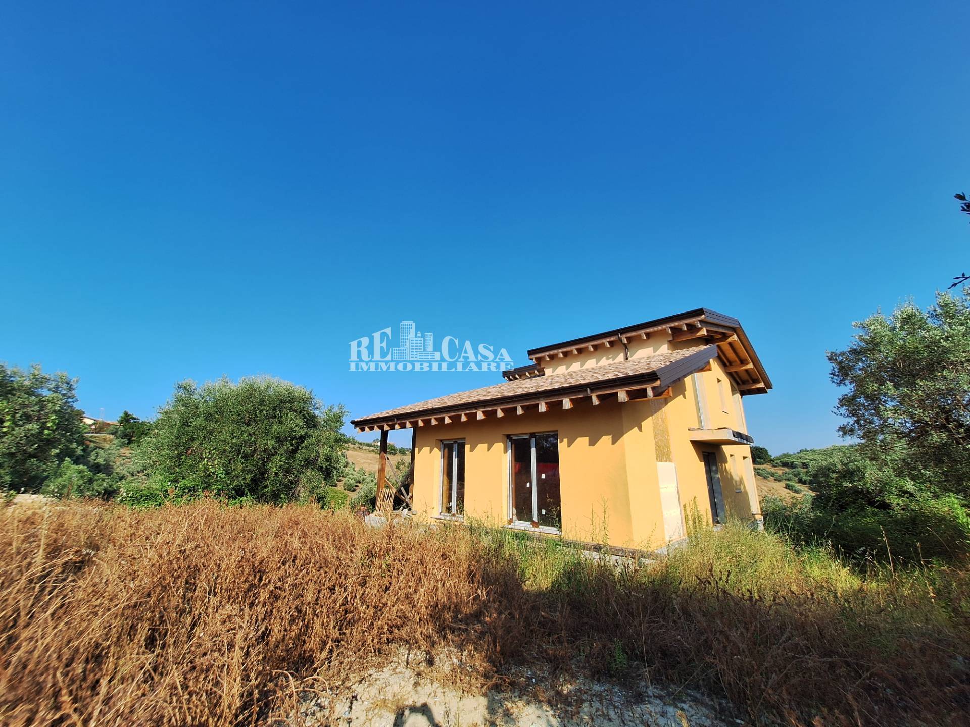 Villa in vendita a Tortoreto, Collinare