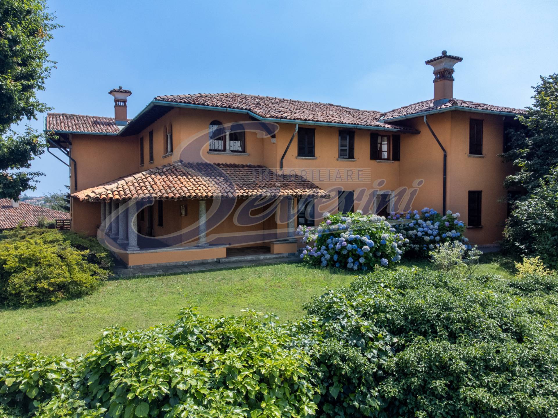 Villa in affitto a Cant