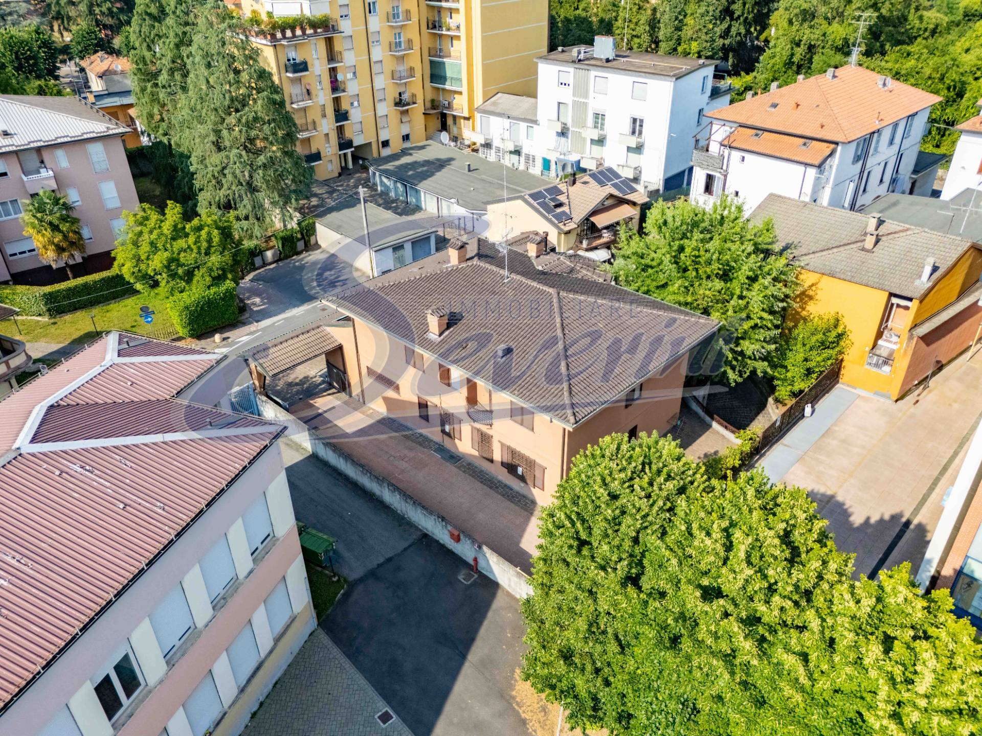 Casa indipendente in vendita a Fino Mornasco