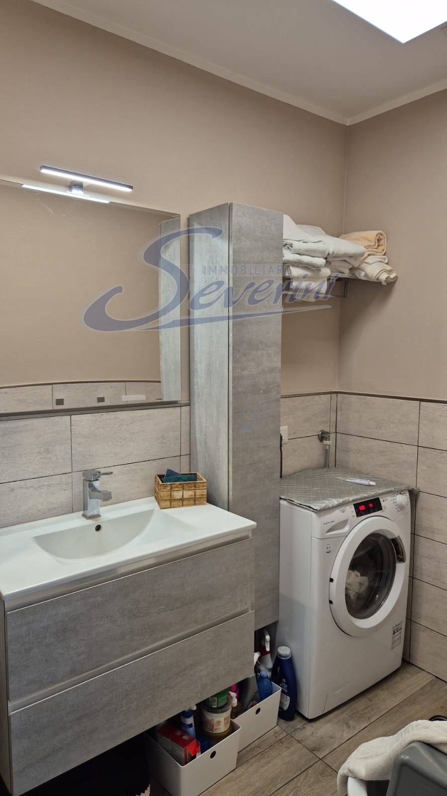 Bilocale in affitto a Como, Tavernola