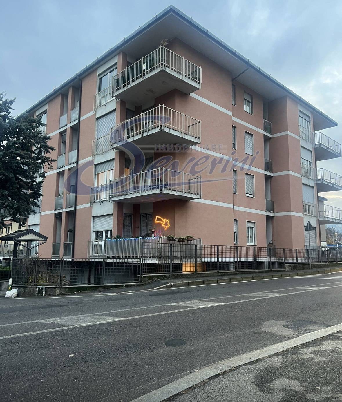 Bilocale in affitto a Como, Tavernola