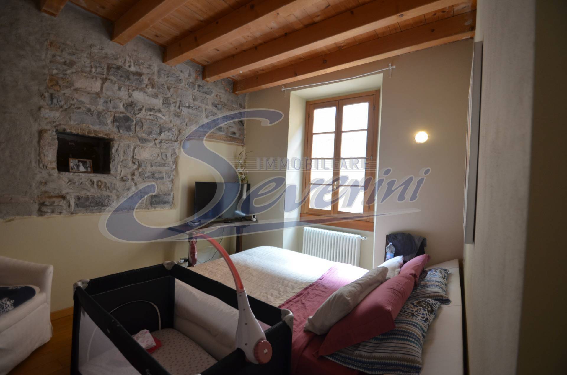 Appartamento in casa d\'epoca in vendita a Como, Centro Storico