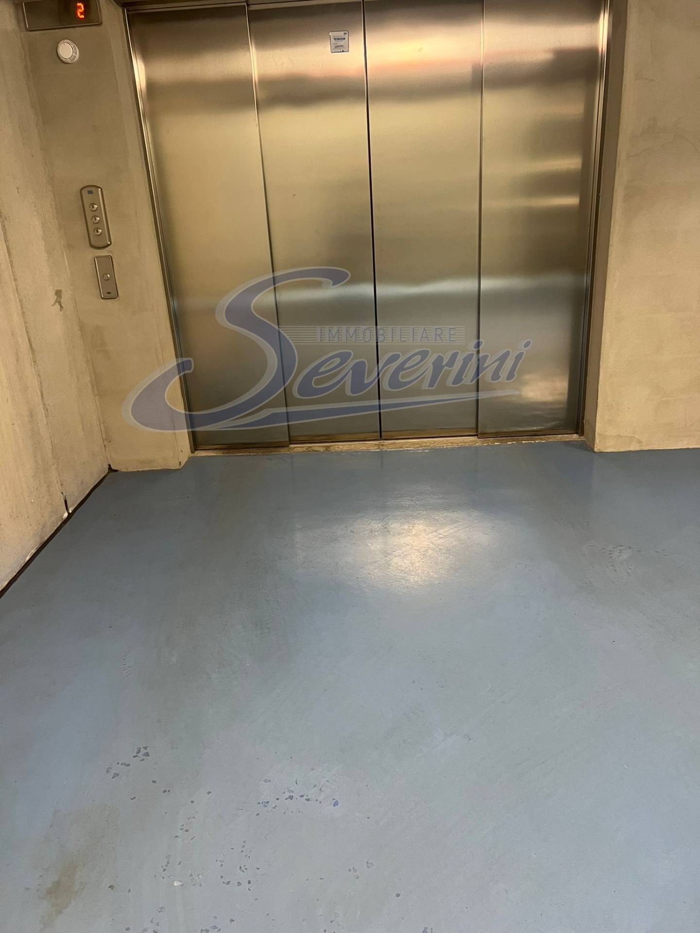 Box o garage in affitto a Como