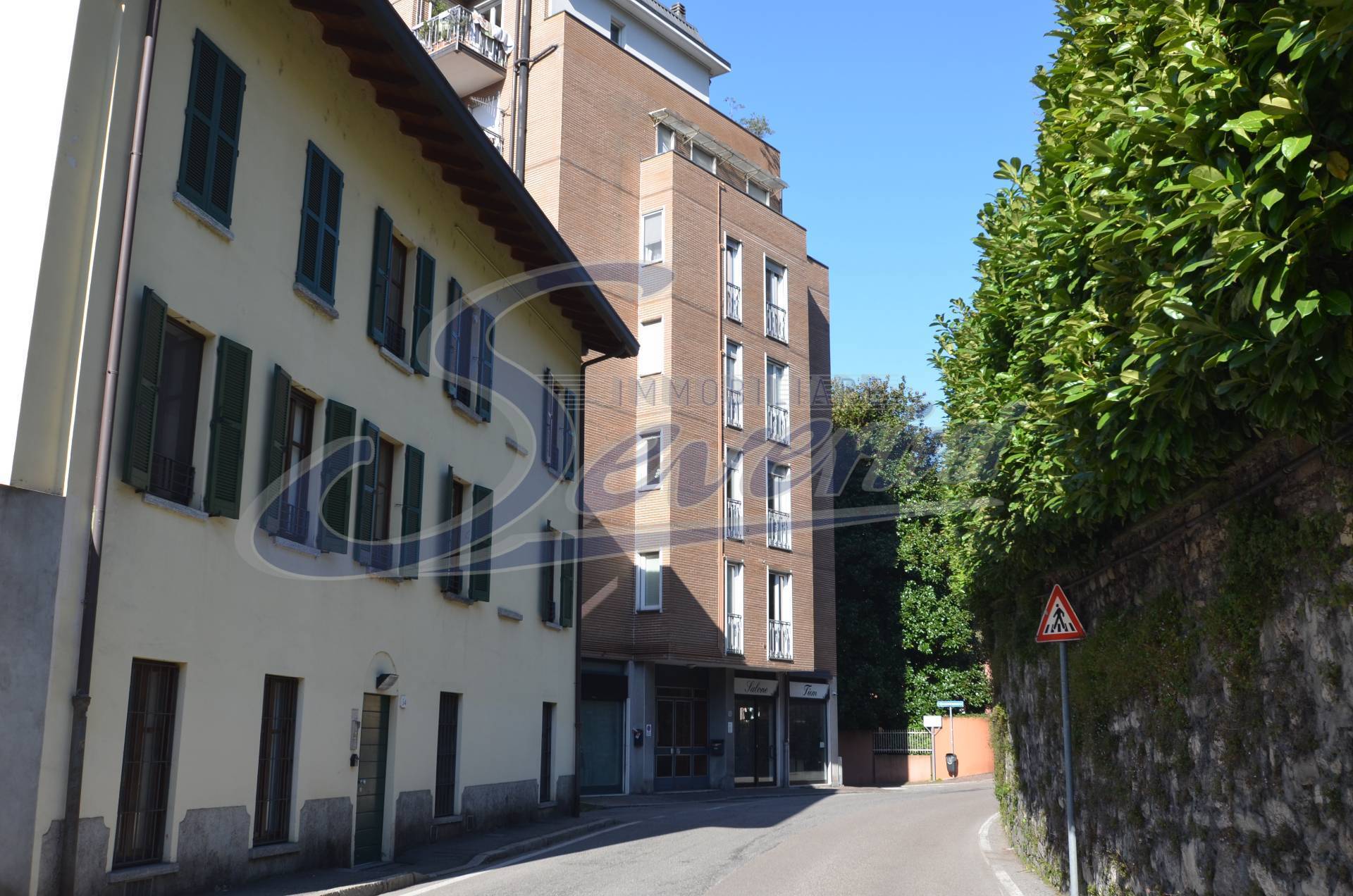 Negozio in vendita a Como