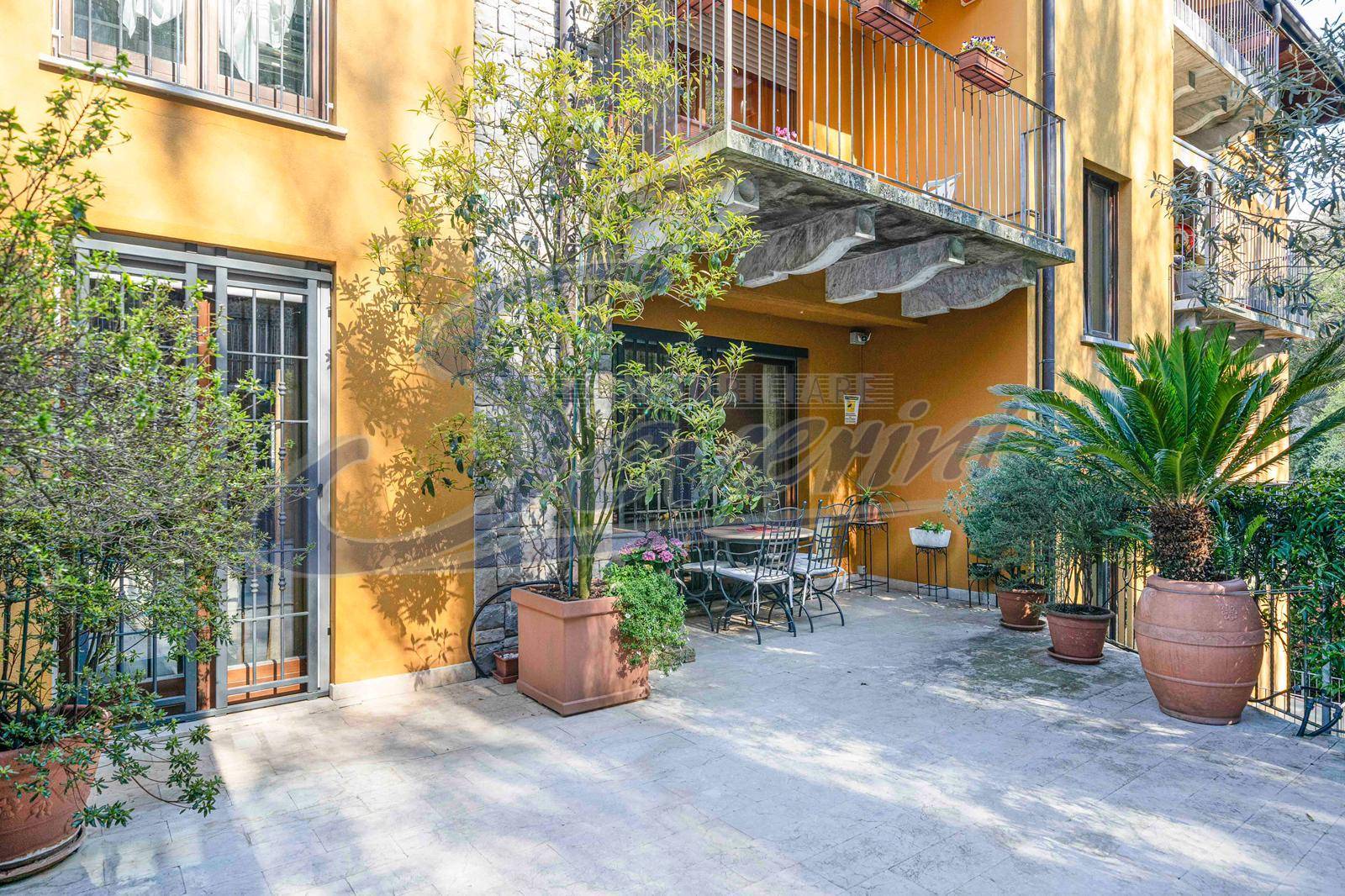 Appartamento in vendita a Como