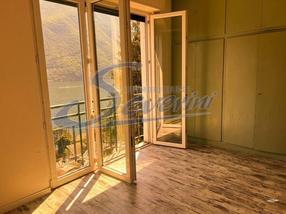 Casa indipendente in affitto a Brienno