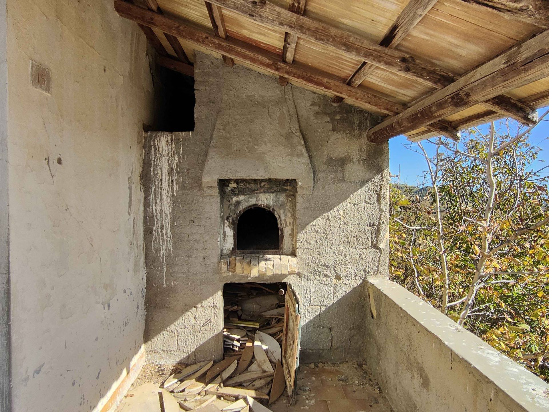 Rustico/Casale in vendita a Acquaviva Picena