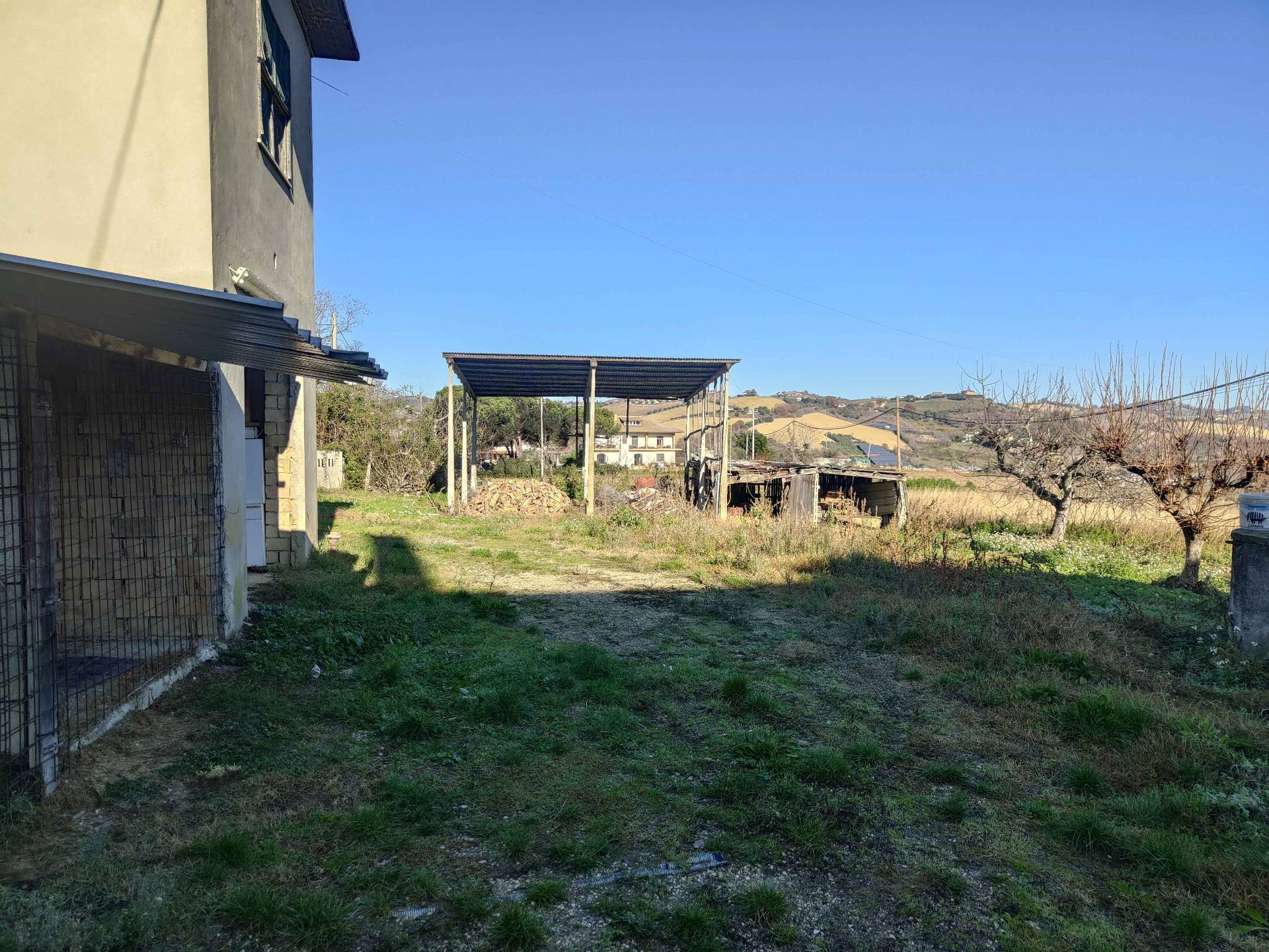 Rustico/Casale in vendita a Offida, Collinare