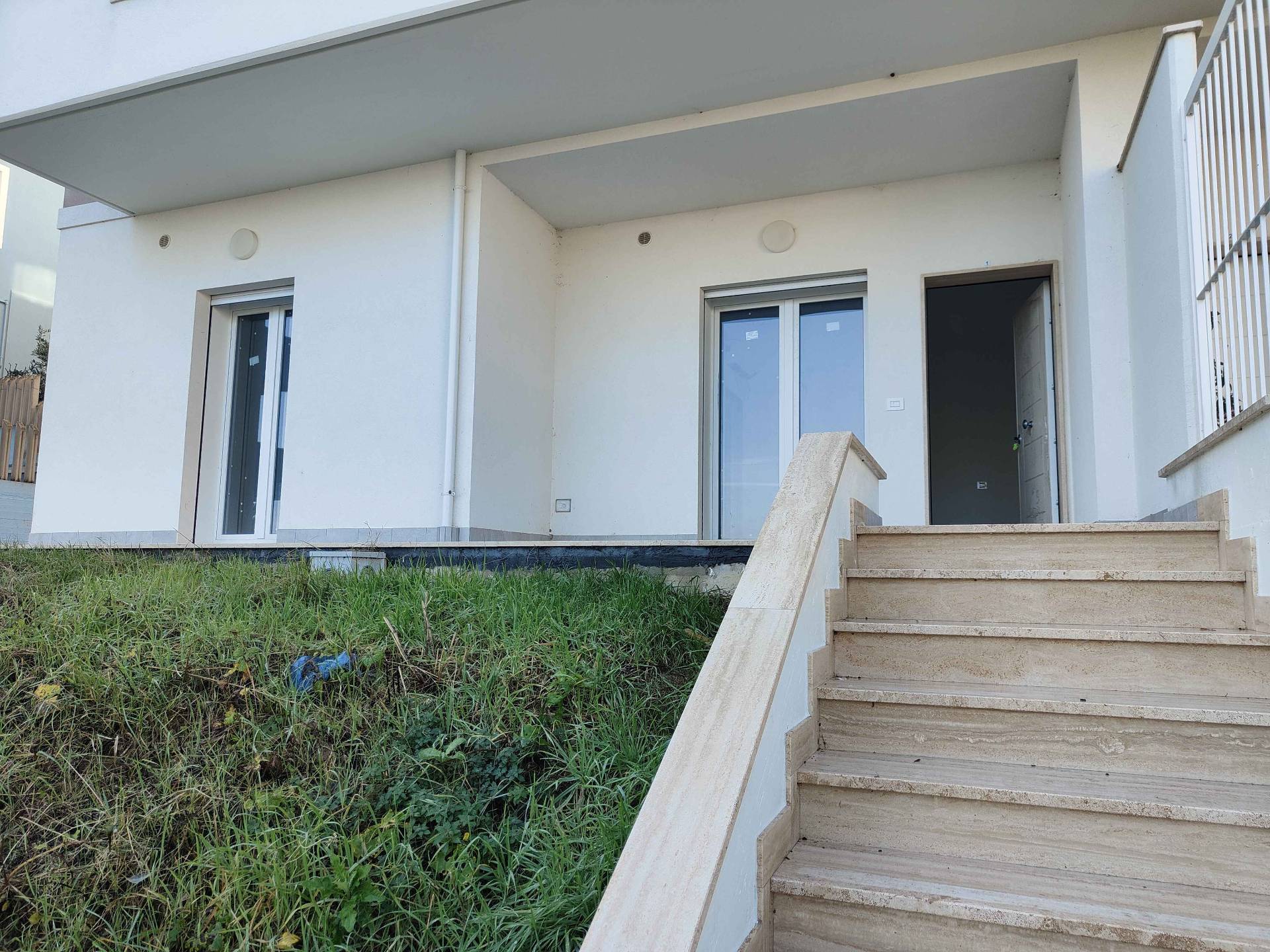 Appartamento in vendita a Acquaviva Picena, Centrale