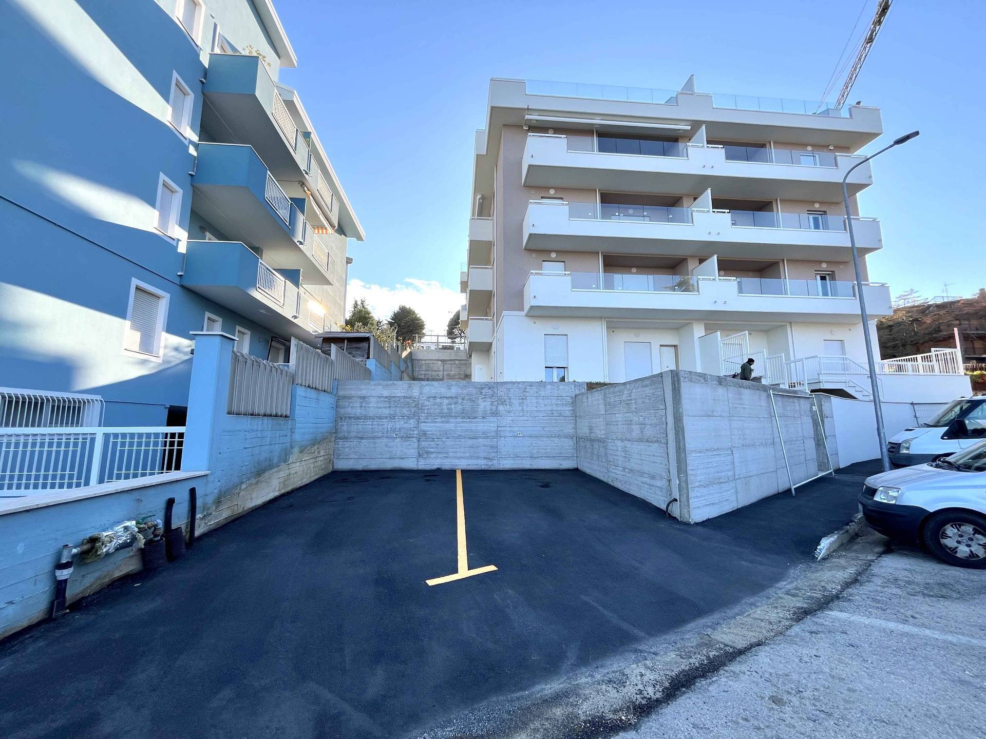 Appartamento in vendita a Acquaviva Picena, Centrale