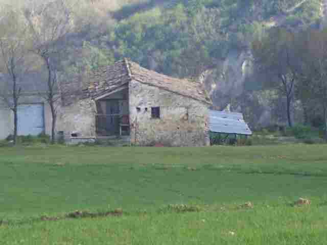 Rustico/Casale in vendita a Acquaviva Picena