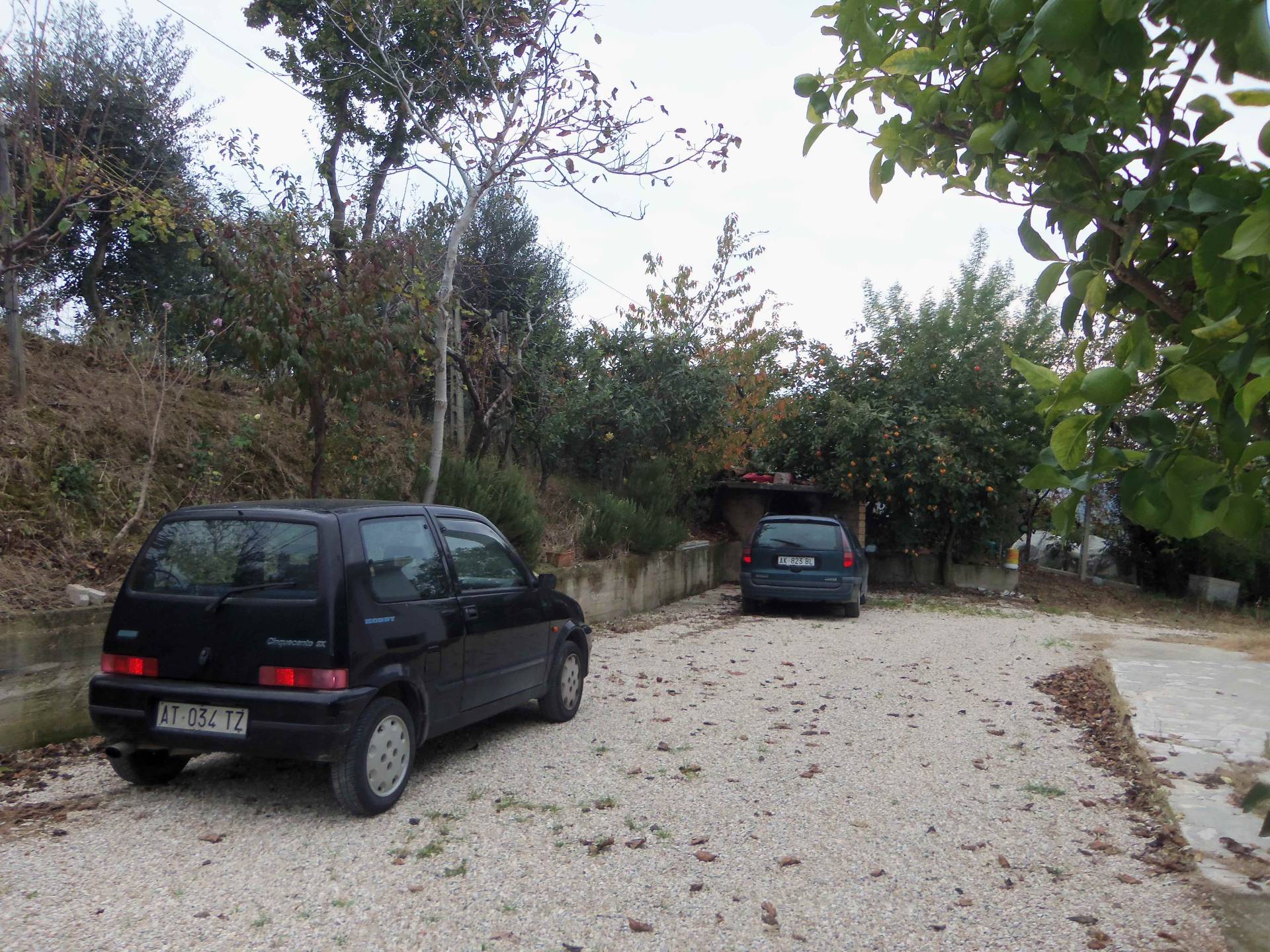 Rustico/Casale in vendita a Acquaviva Picena