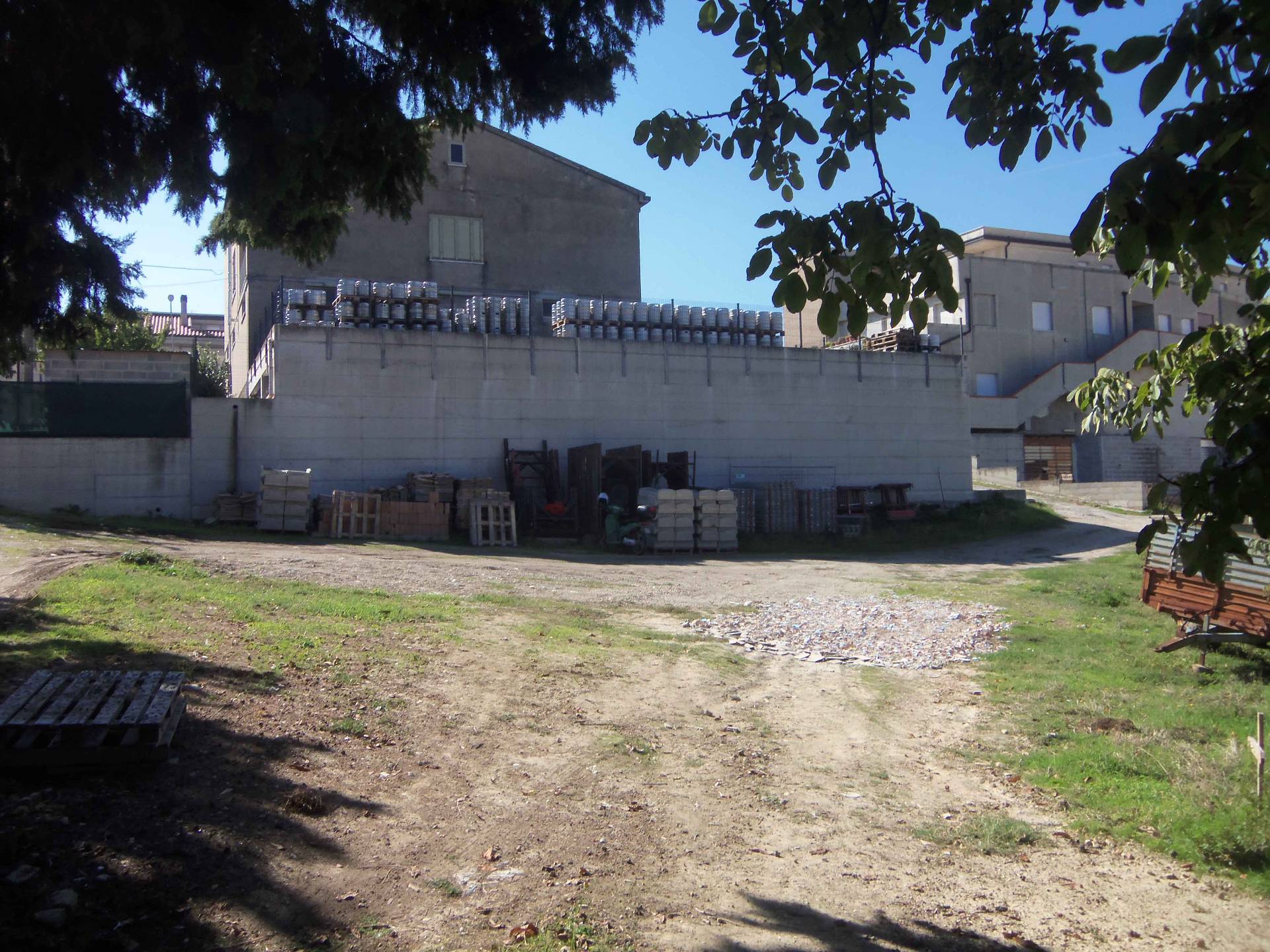 Terreno edificabile in vendita a Acquaviva Picena, Centrale