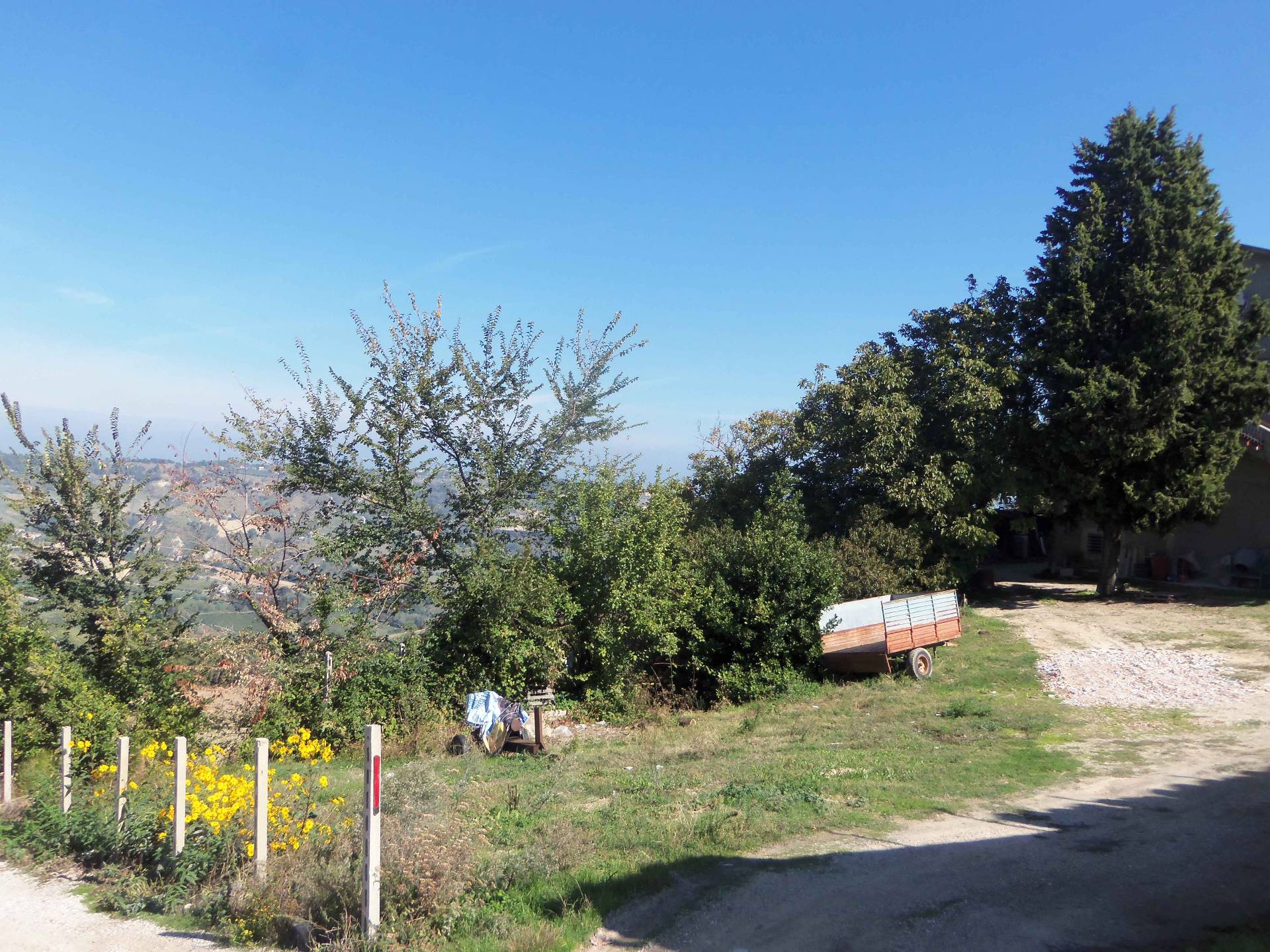 Terreno edificabile in vendita a Acquaviva Picena, Centrale