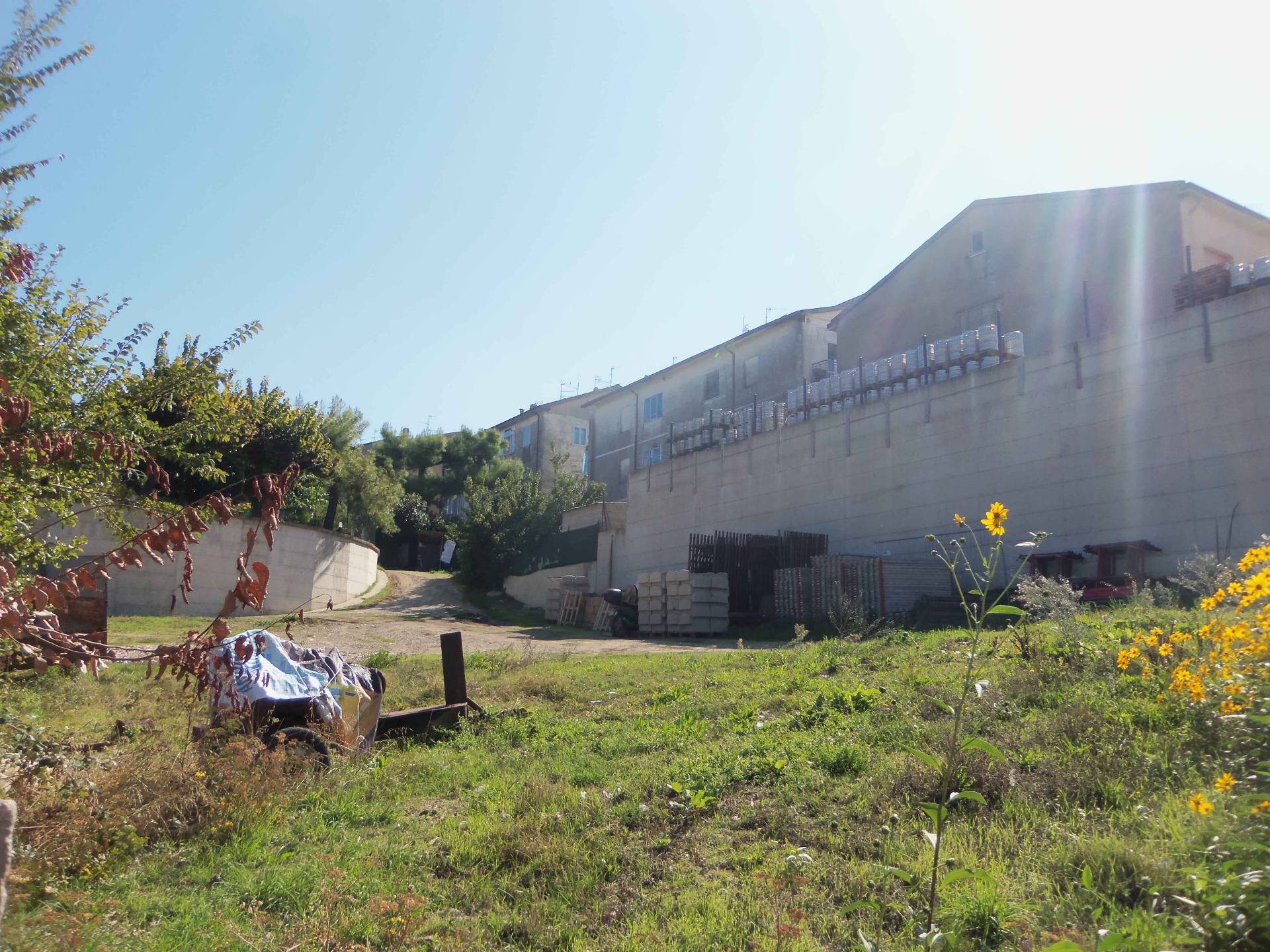 Terreno edificabile in vendita a Acquaviva Picena, Centrale