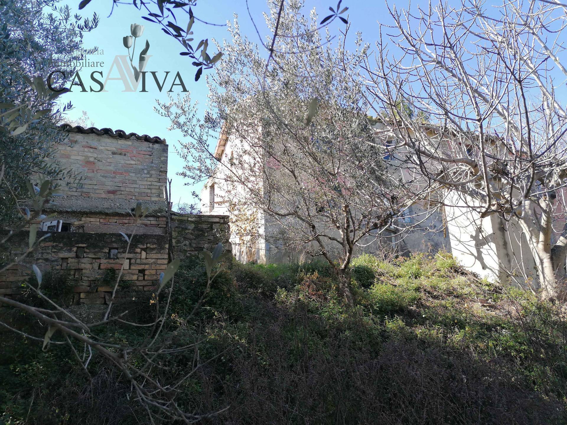 Rustico/Casale in vendita a Acquaviva Picena