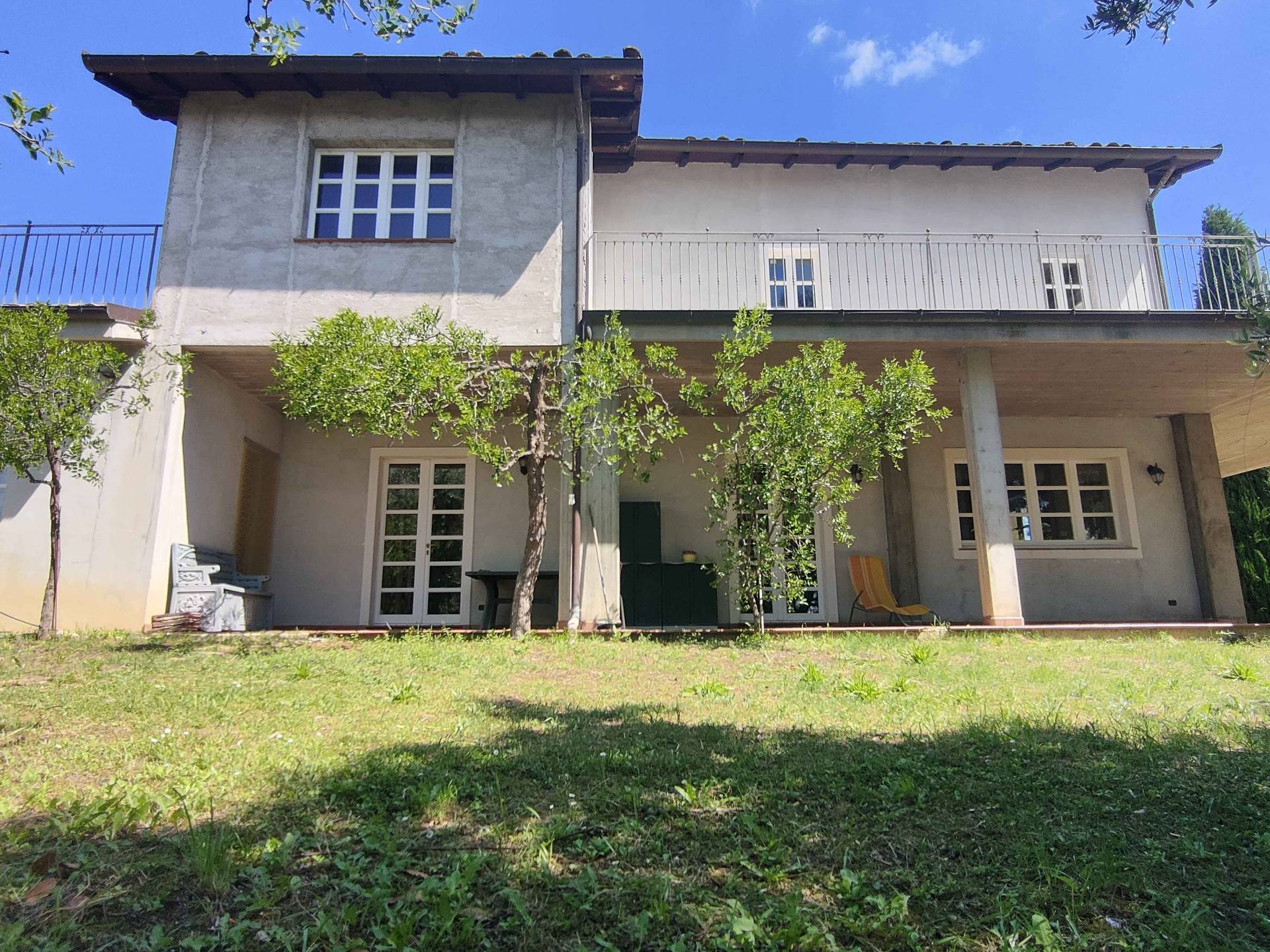 Rustico/Casale in vendita a Acquaviva Picena, Panoramica