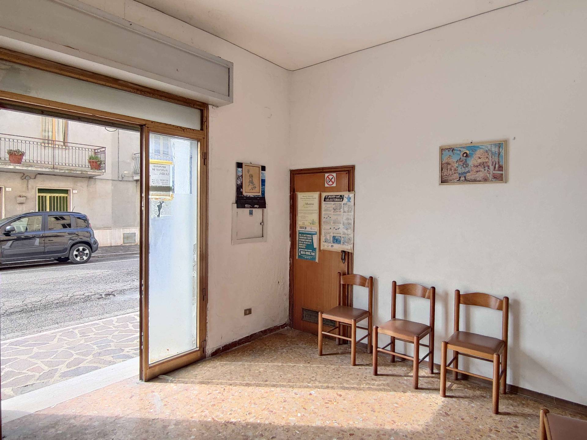 Studio/Ufficio in vendita a Acquaviva Picena, Centrale