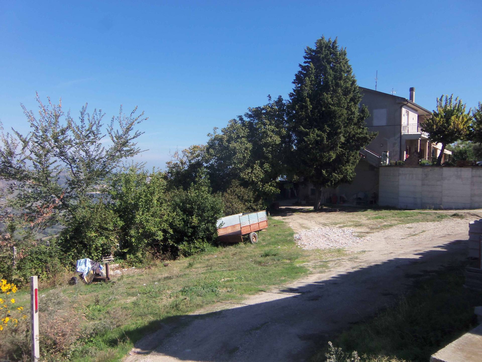 Terreno edificabile in vendita a Acquaviva Picena, Centrale