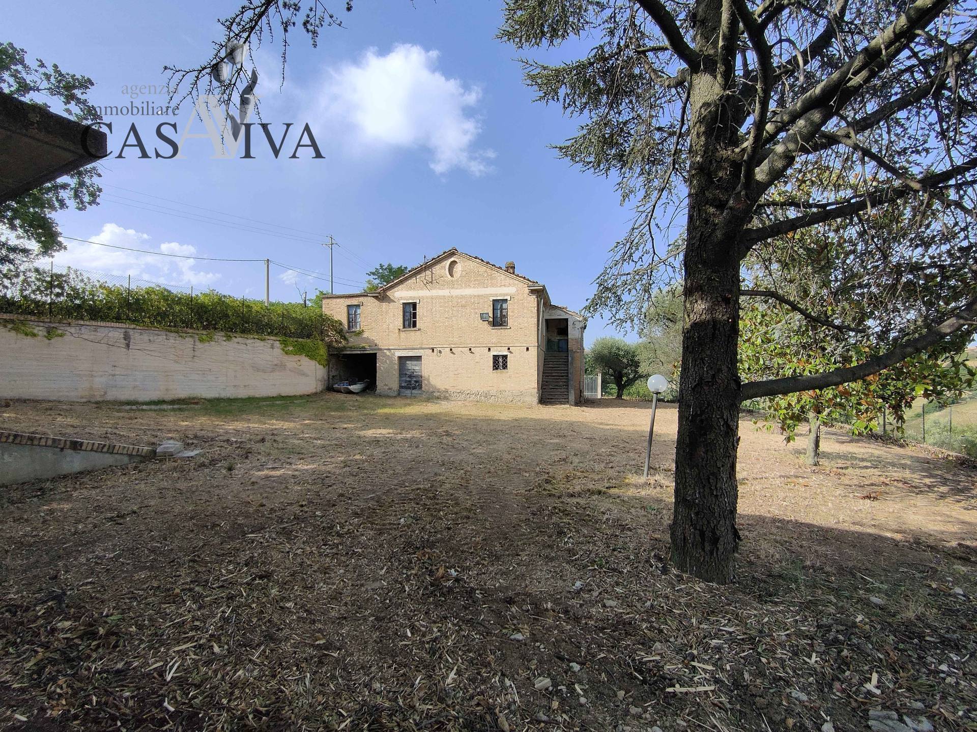 Rustico/Casale in vendita a Acquaviva Picena, Forola