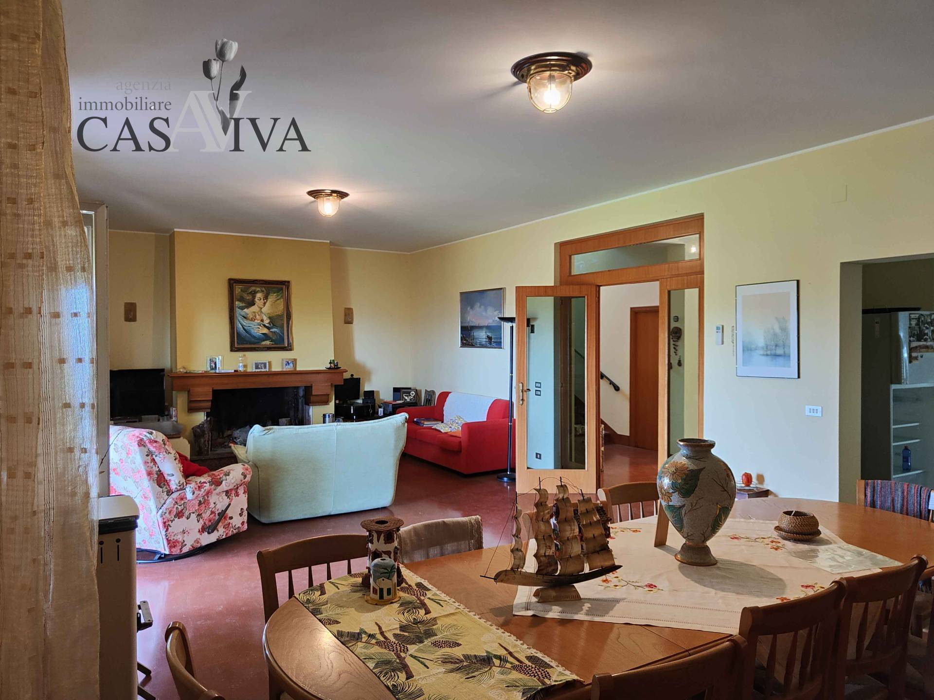 Rustico/Casale in vendita a Acquaviva Picena, Centrale