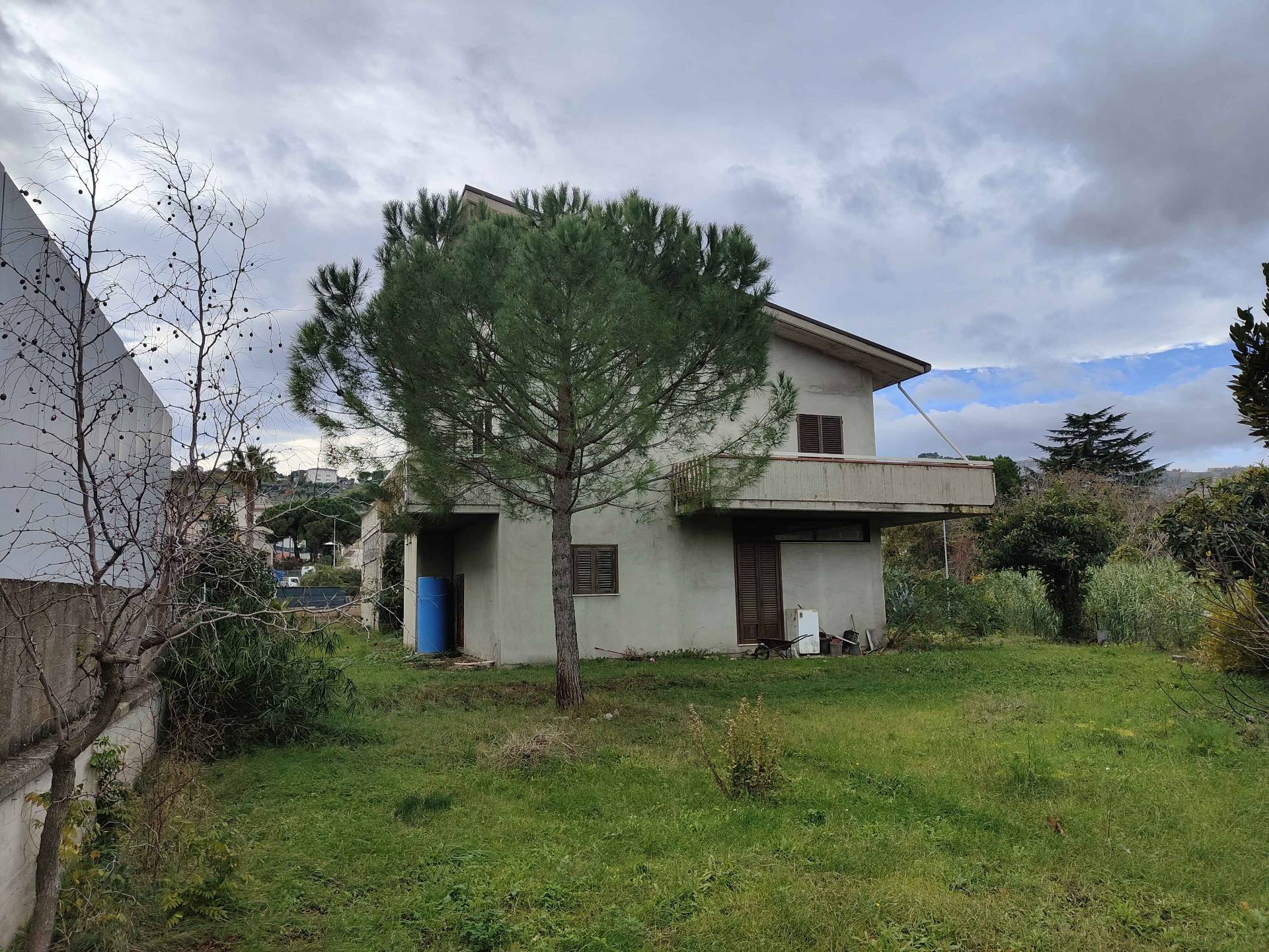 Casa indipendente in vendita a Acquaviva Picena