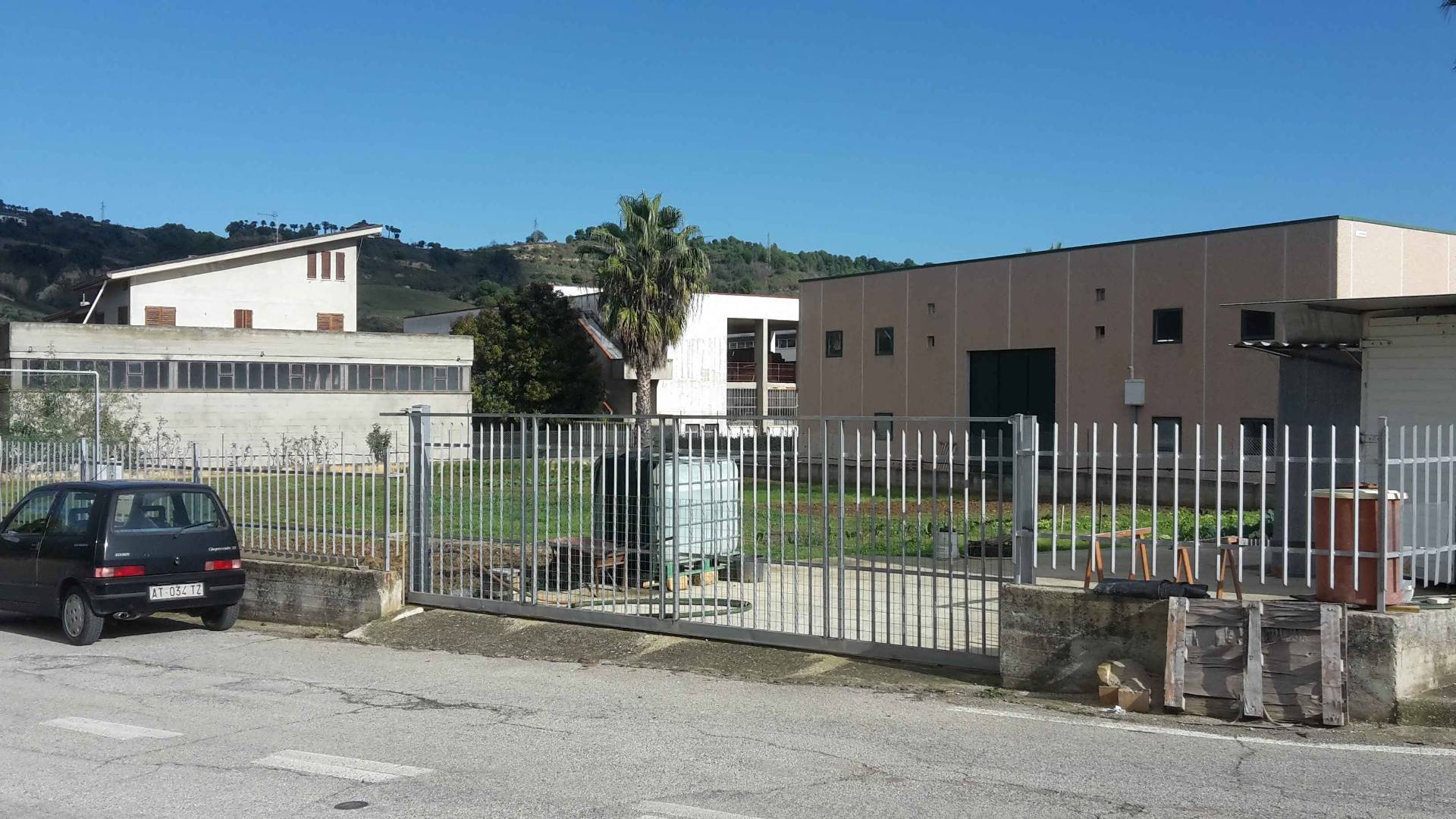 Terreno Art.le/Comm.le/Ind.le in vendita a Acquaviva Picena