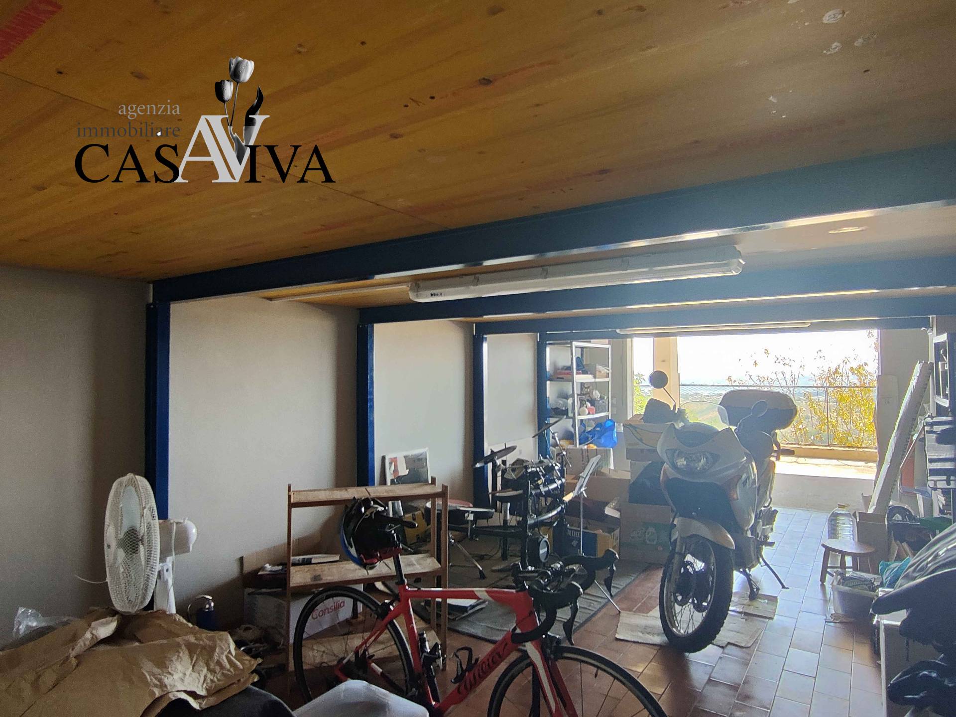 Garage in vendita a Acquaviva Picena, Centrale