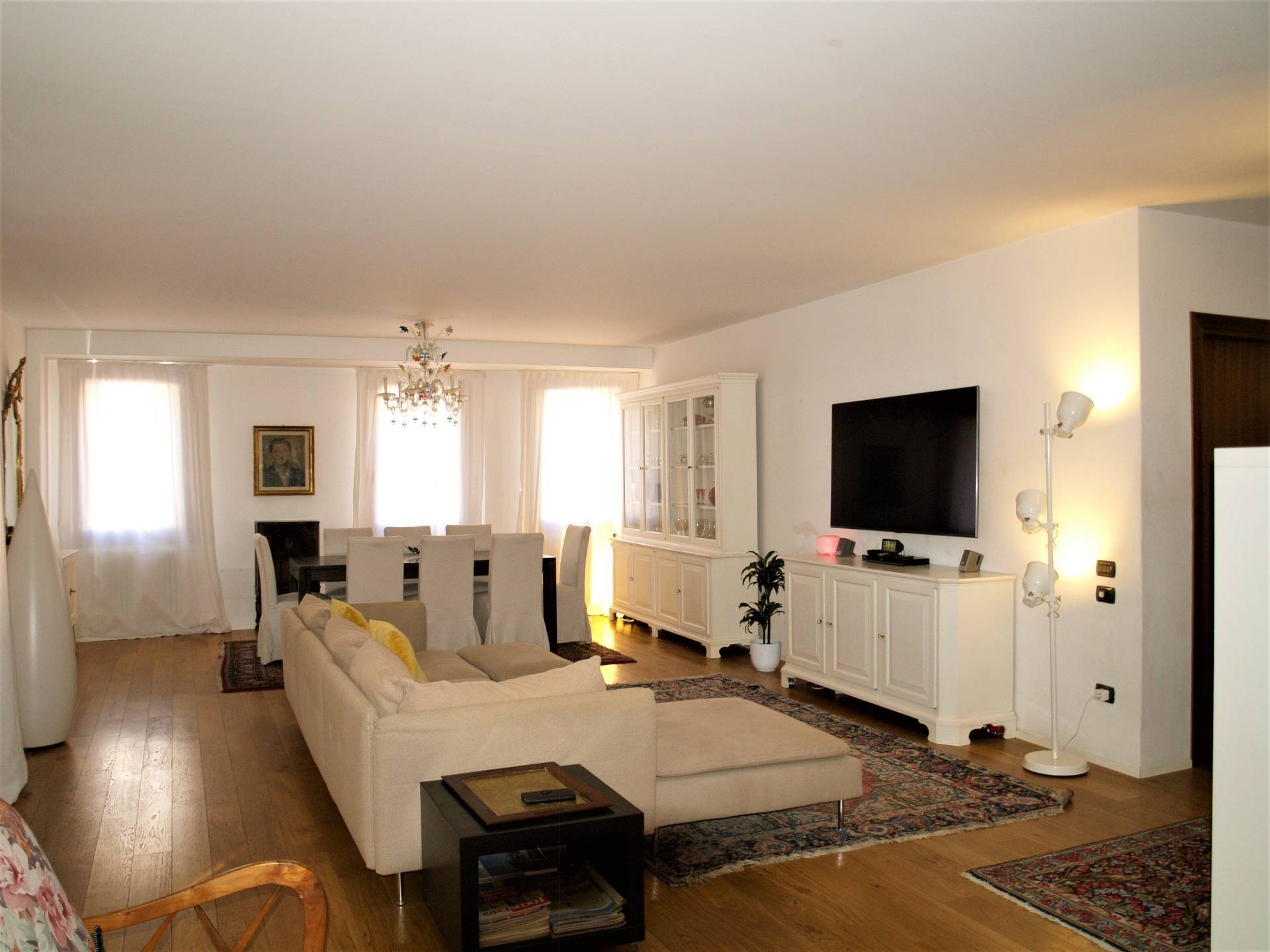 4 Camere o pi in vendita a Treviso