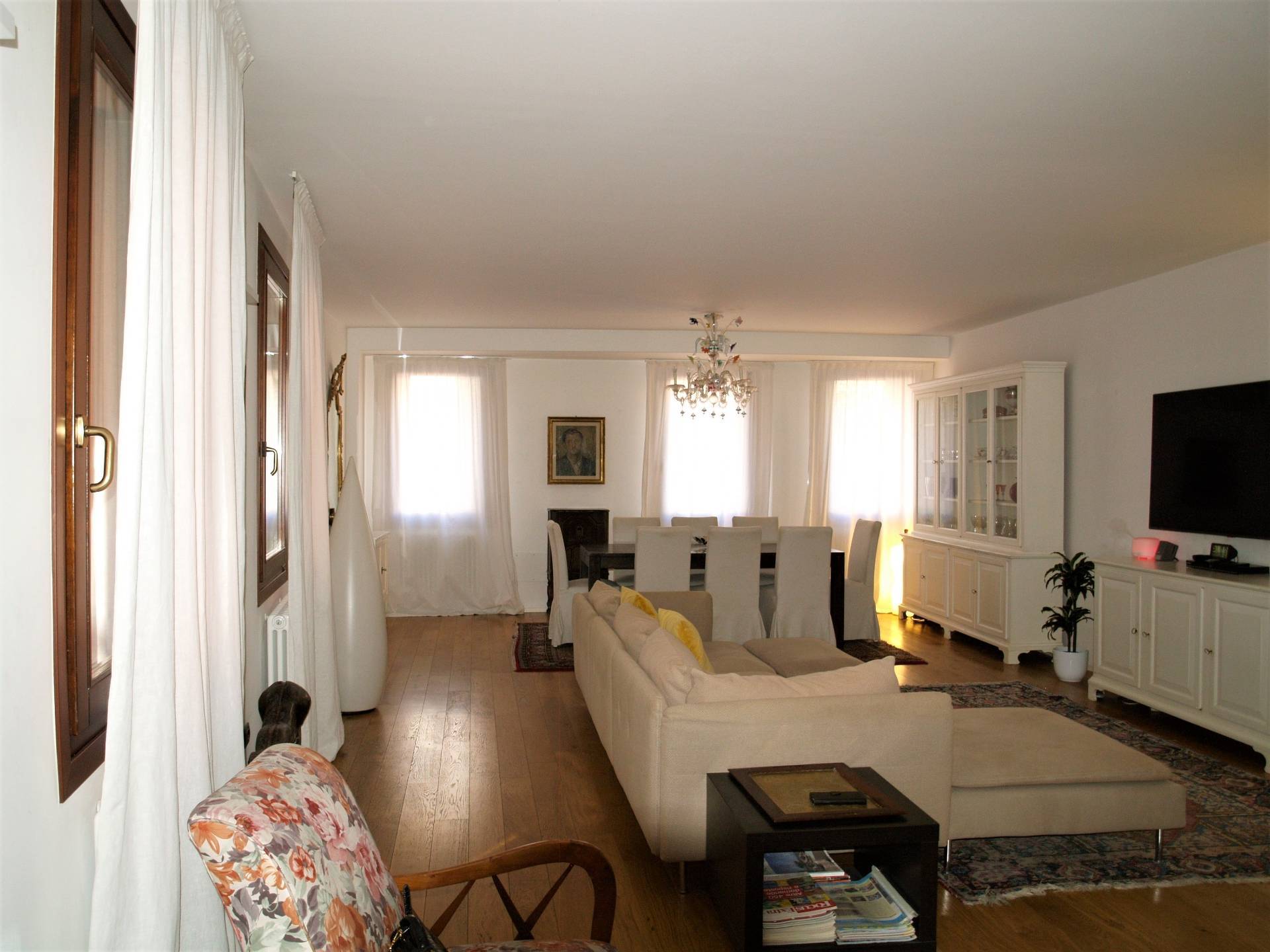 4 Camere o pi in vendita a Treviso