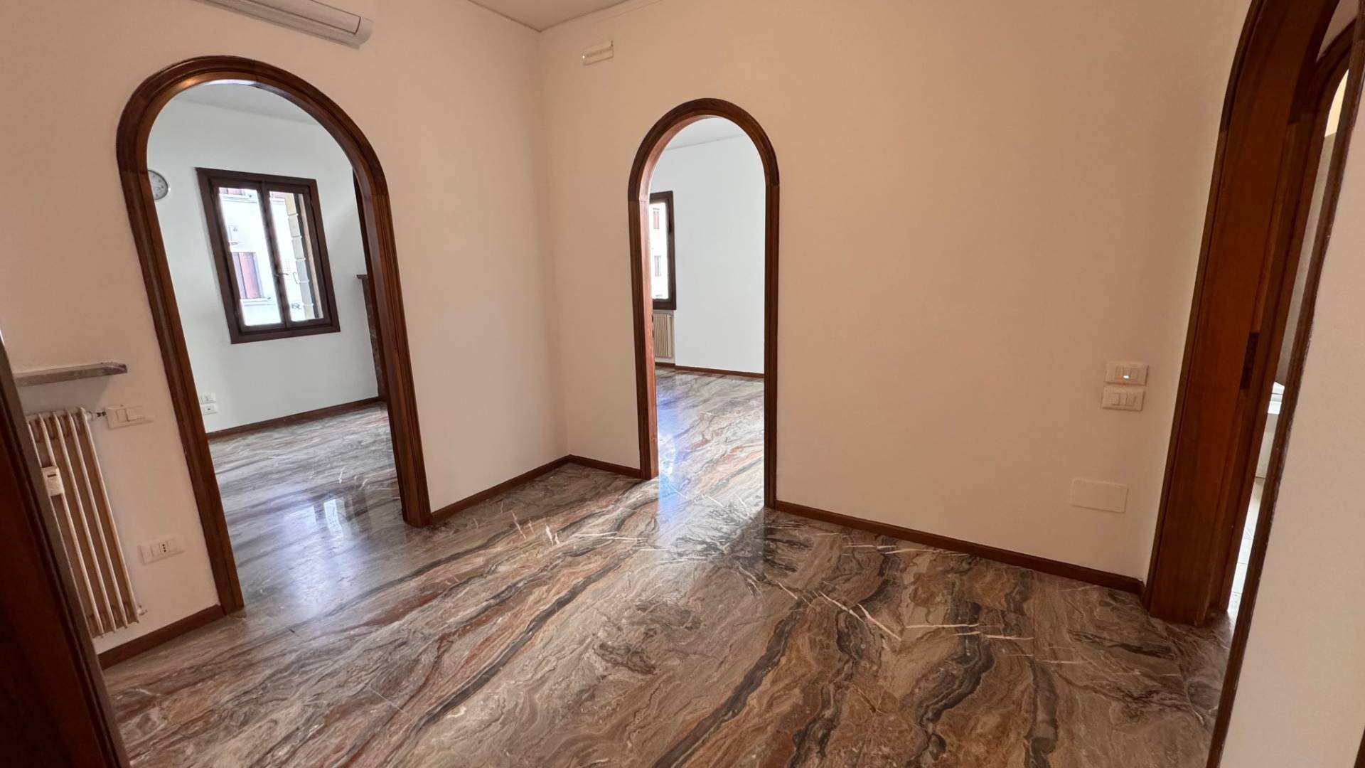 2 Camere in vendita a Treviso, Centro storico