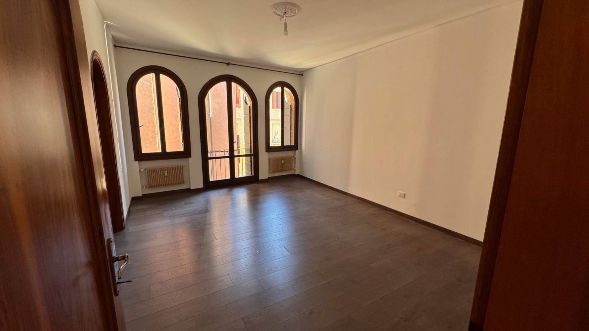 2 Camere in vendita a Treviso, Centro storico