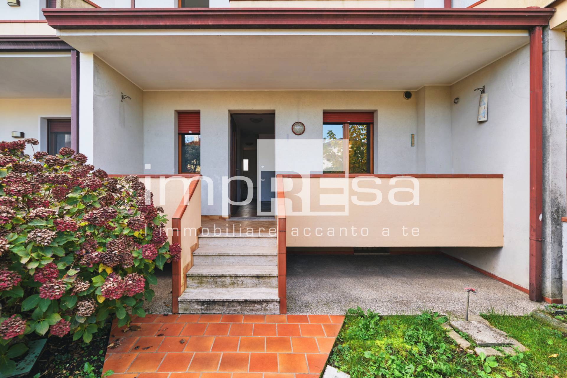 Villetta schiera in vendita a Paese