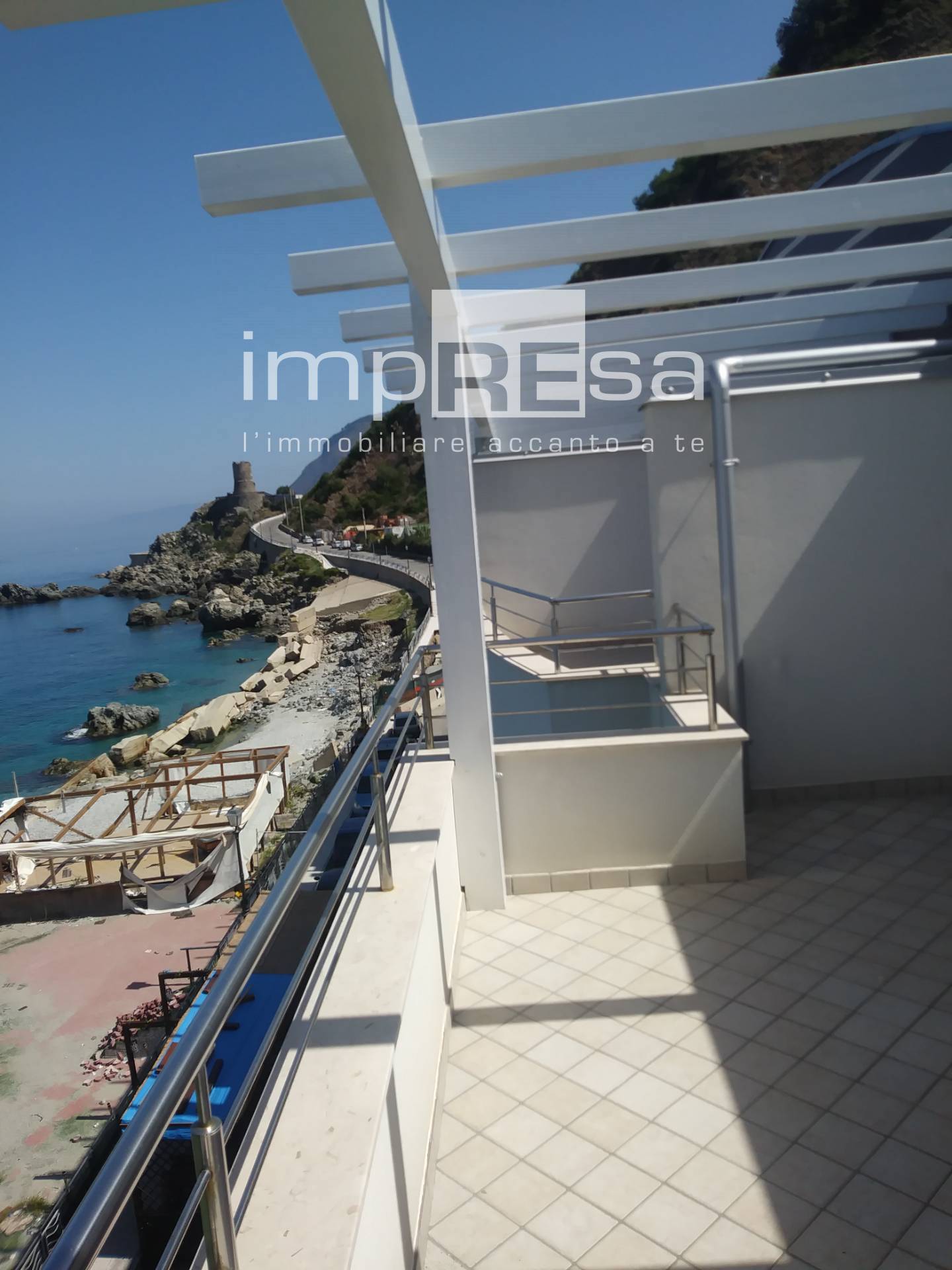 Appartamento in vendita a Bagnara Calabra