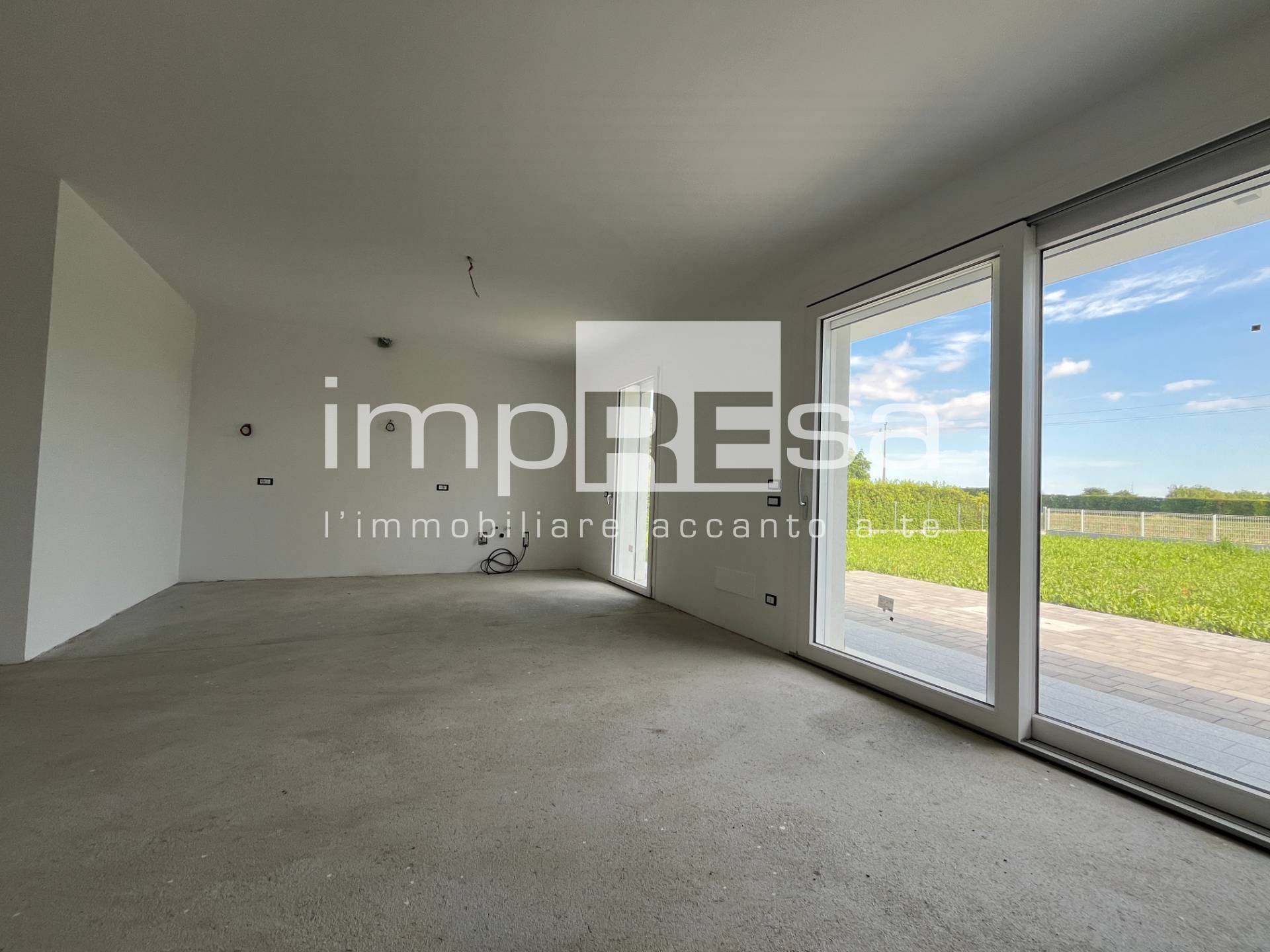 Abbinata/Bifamiliare in vendita a Roncade, Centro