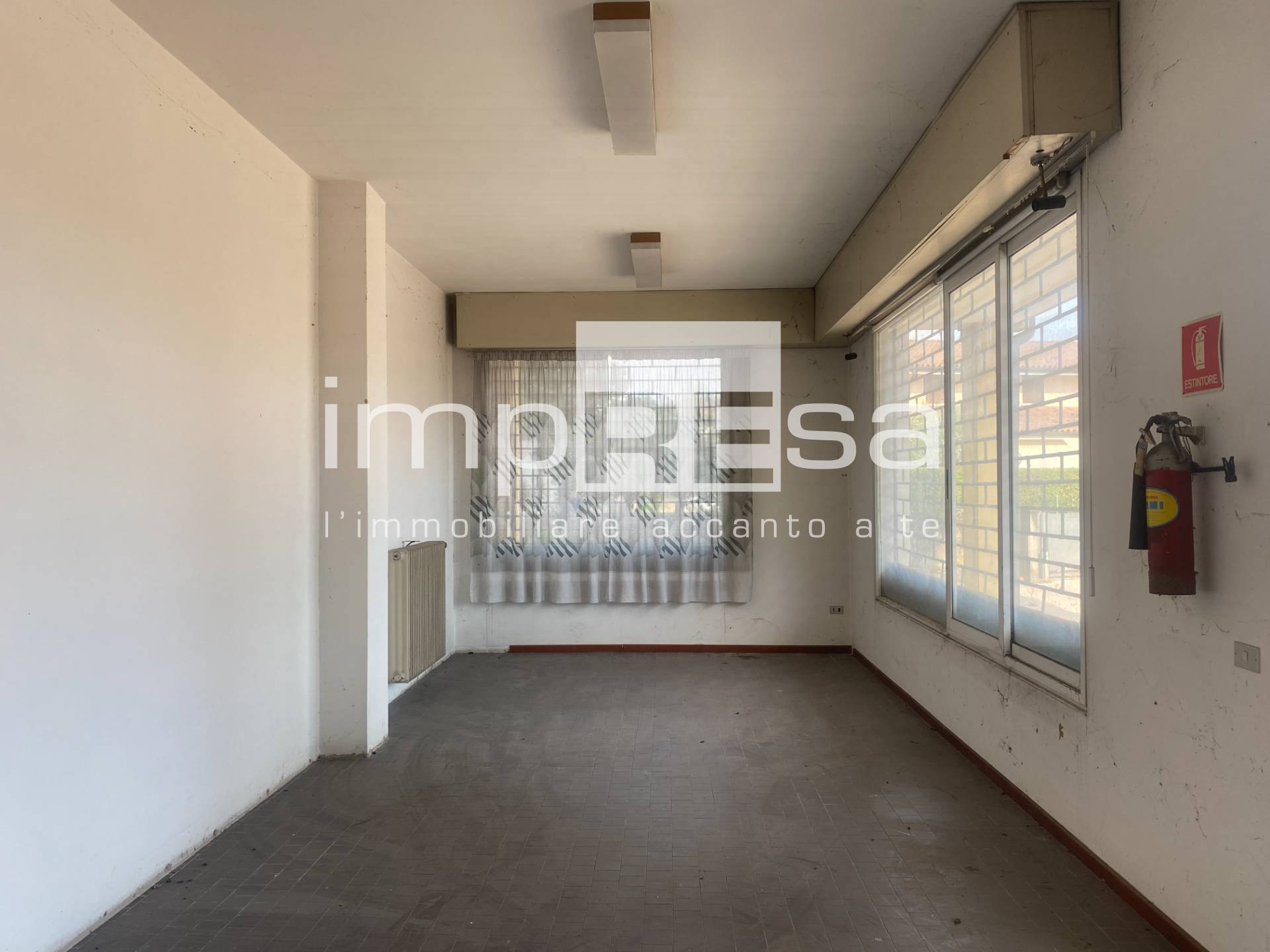 Magazzino in affitto a Carbonera, Biban