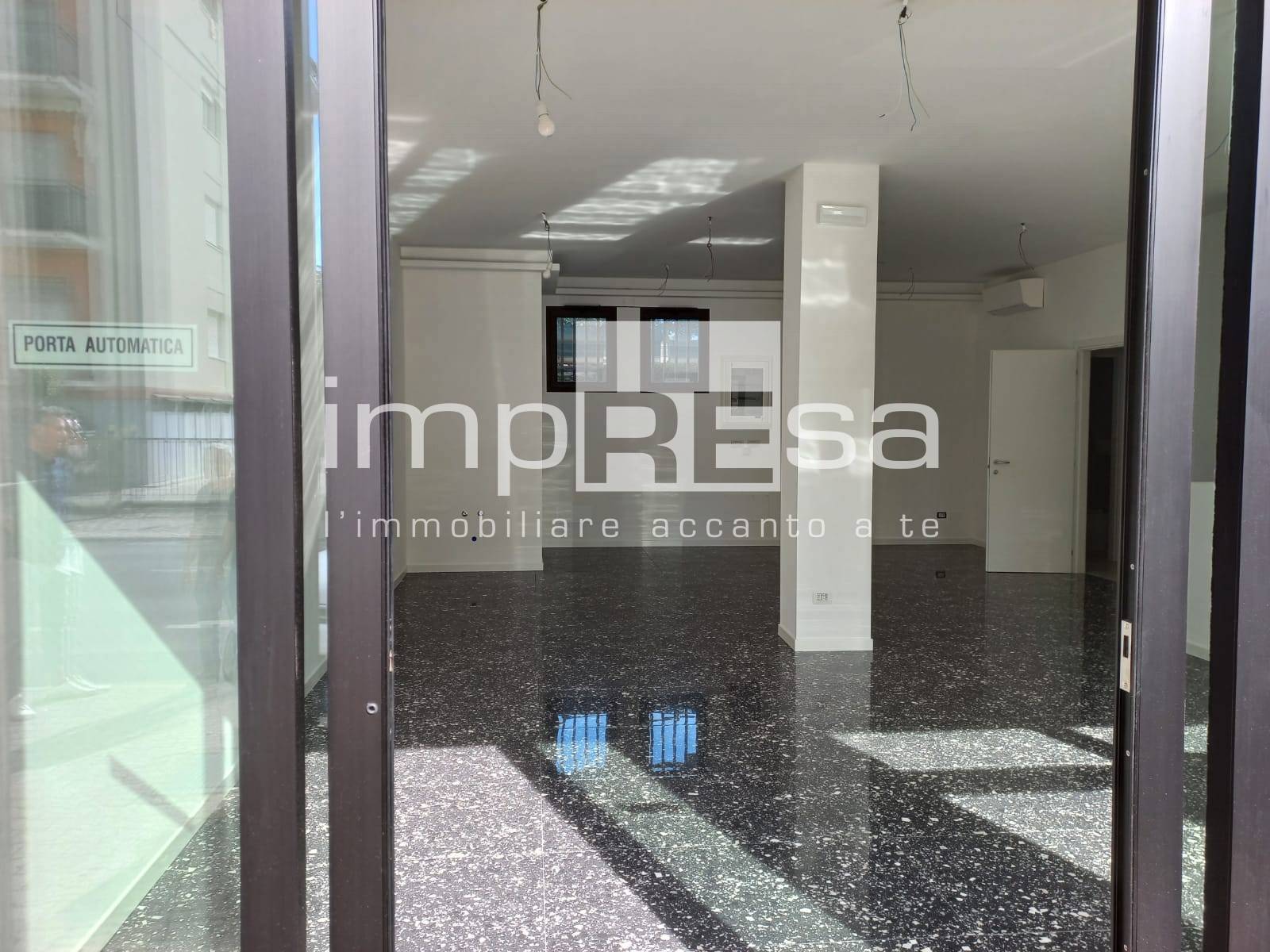 Negozio in affitto a Treviso, Fiera